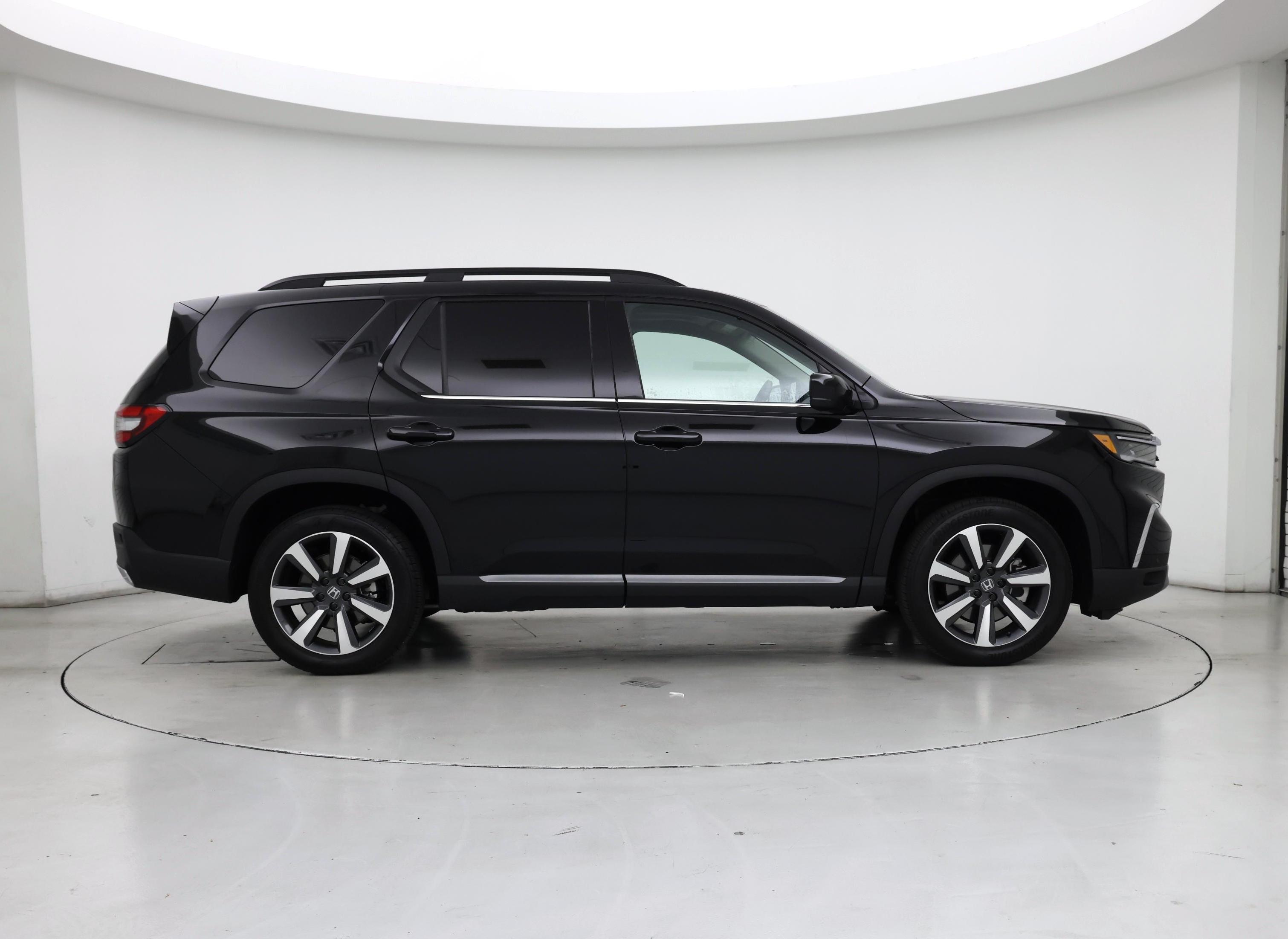 Thumbnail: 2025 Honda Pilot - 7