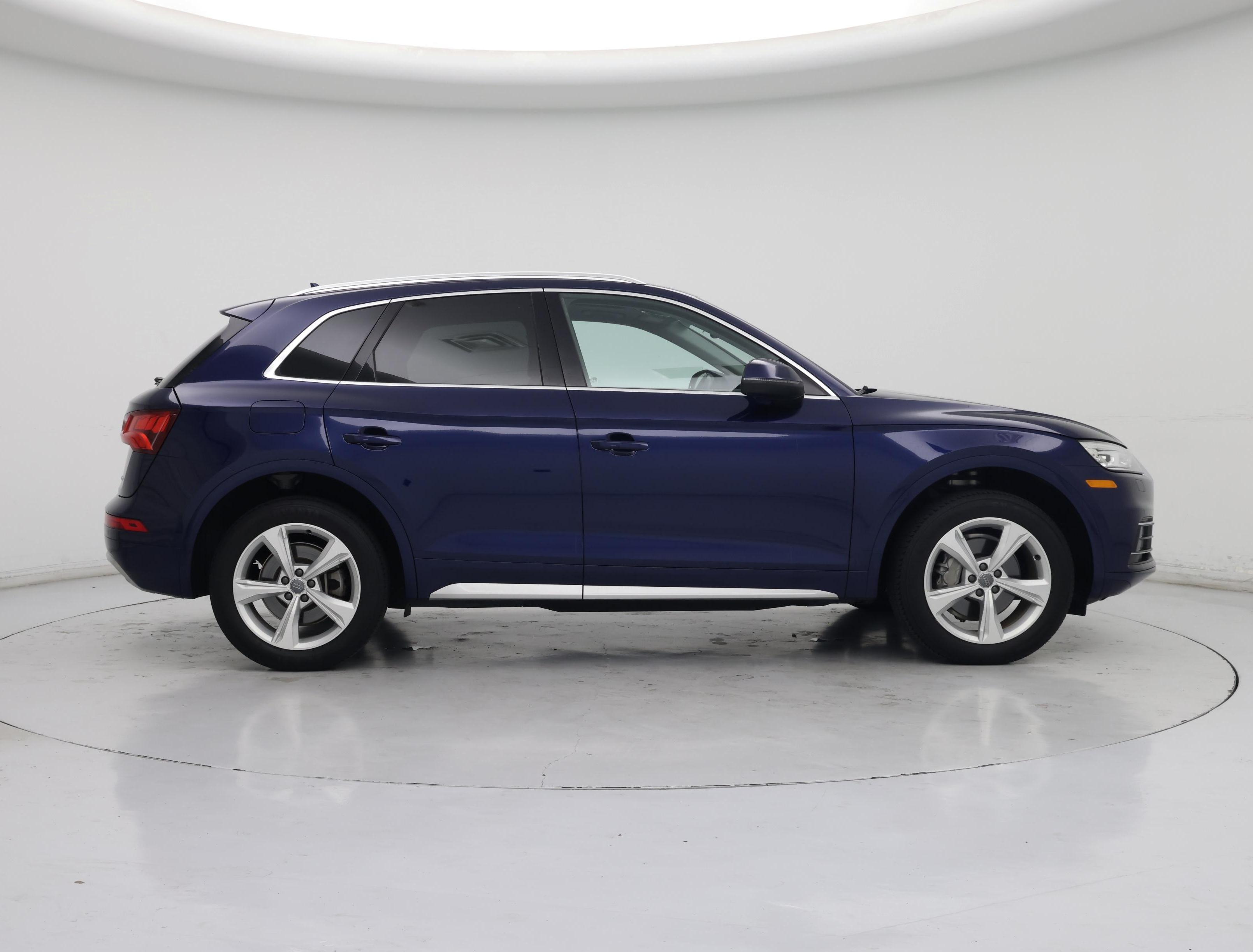 Thumbnail: 2020 Audi Q5 - 7