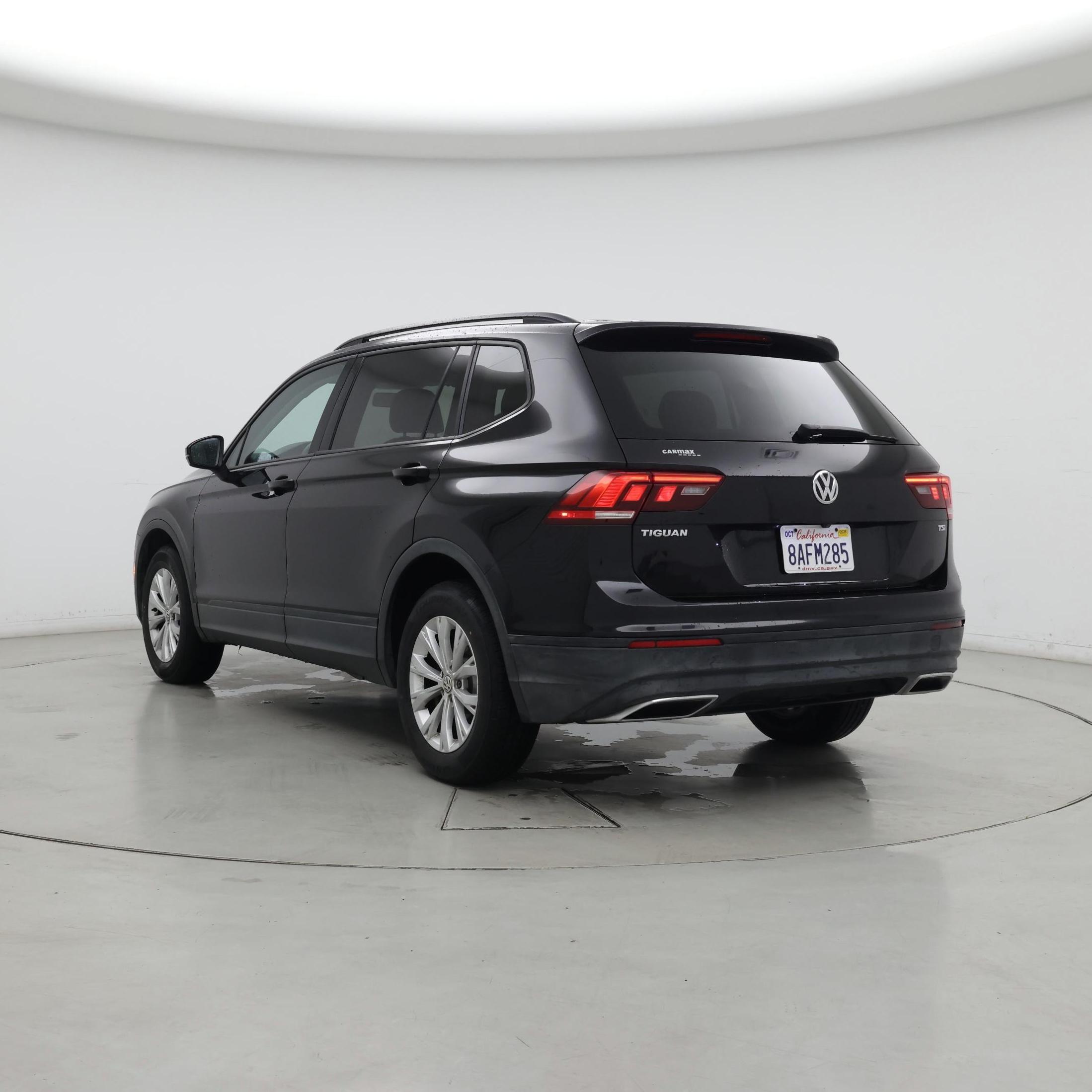 Thumbnail: 2018 Volkswagen Tiguan - 2