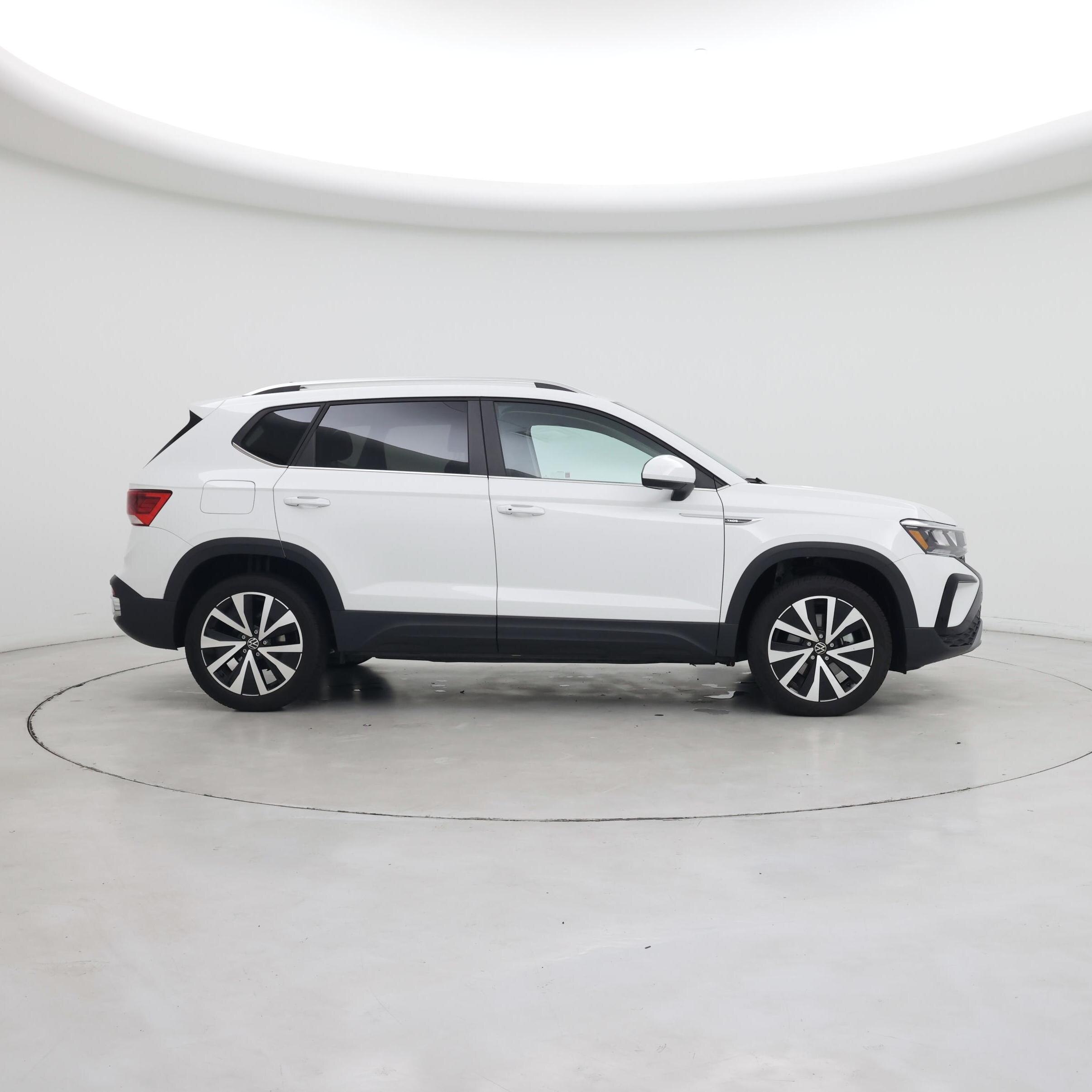 Thumbnail: 2024 Volkswagen Taos - 7