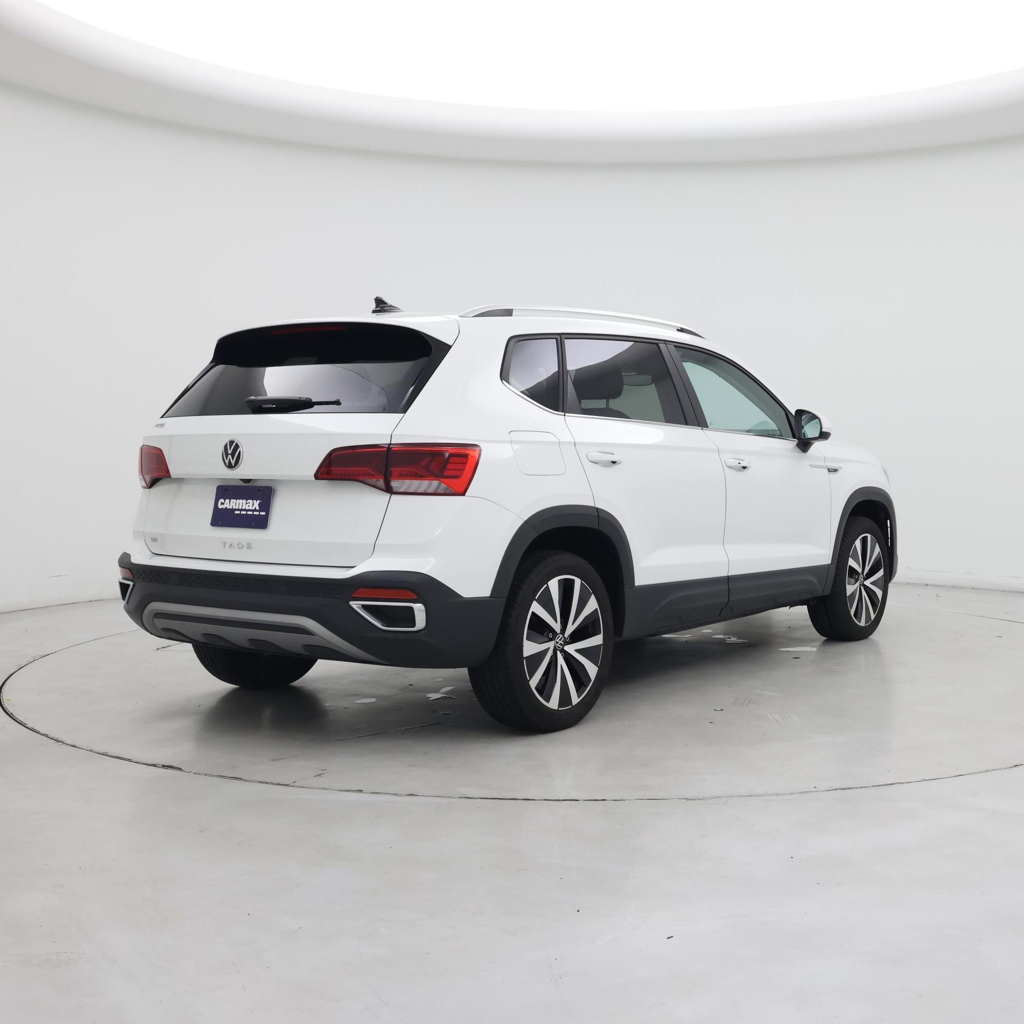 Thumbnail: 2024 Volkswagen Taos - 8