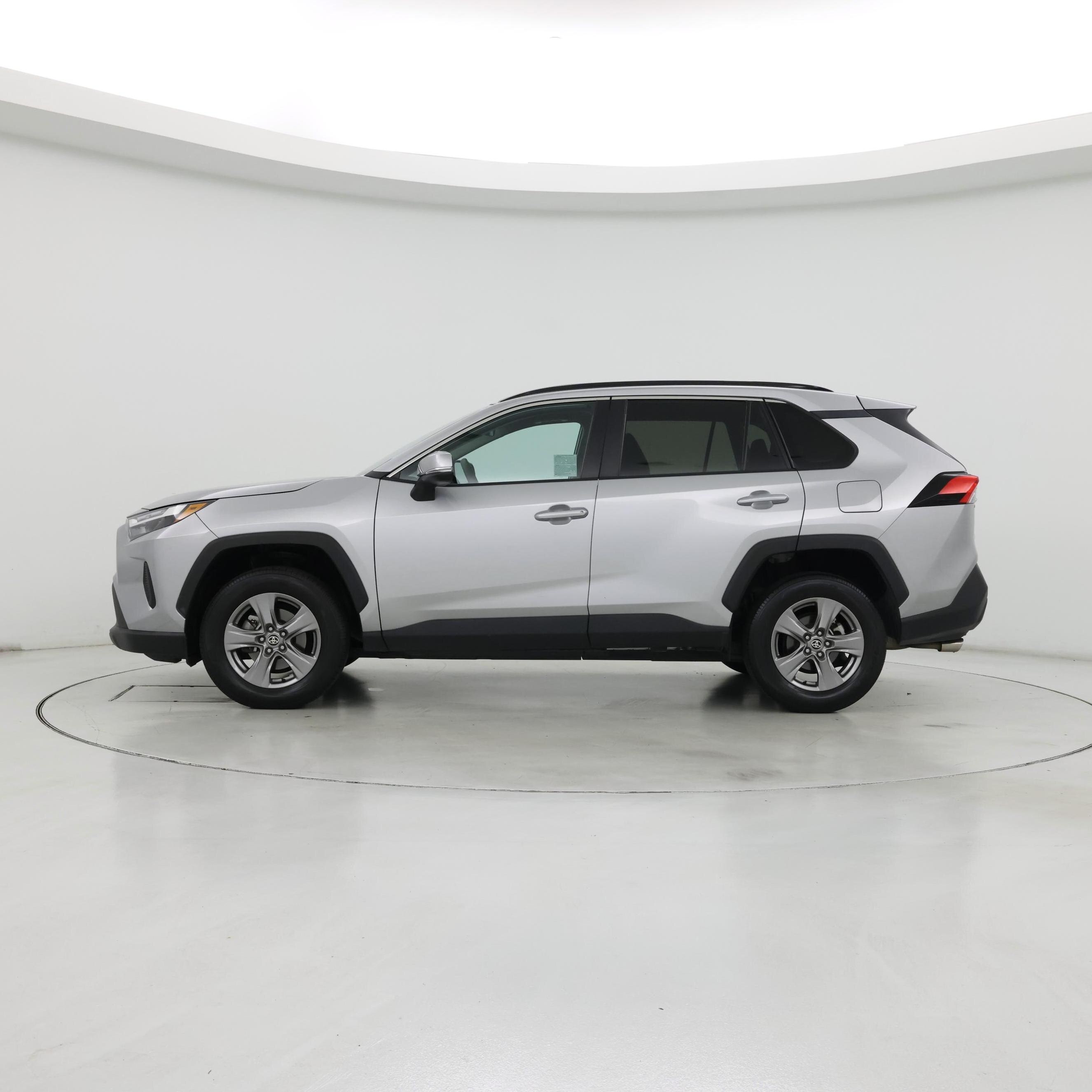 Thumbnail: 2024 Toyota RAV4 - 3