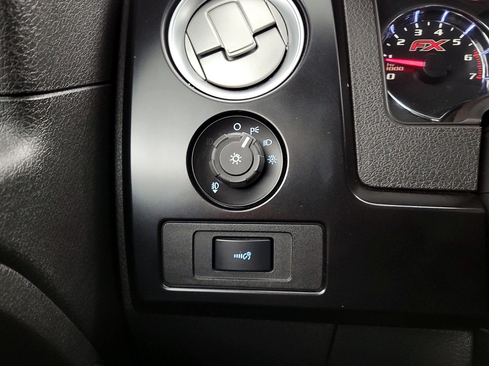 Thumbnail: 2014 Ford F-150 - 13