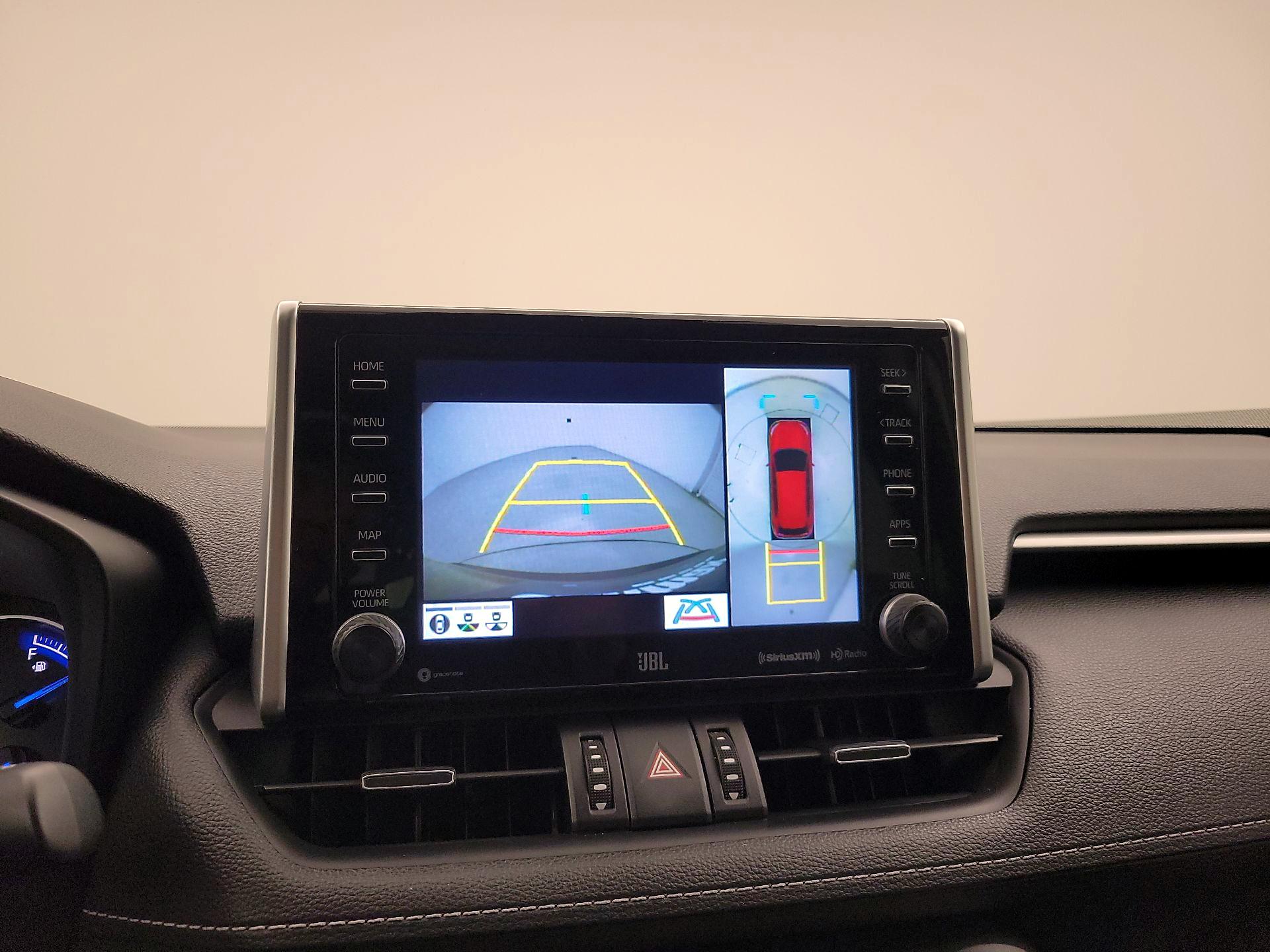 Thumbnail: 2021 Toyota RAV4 - 15