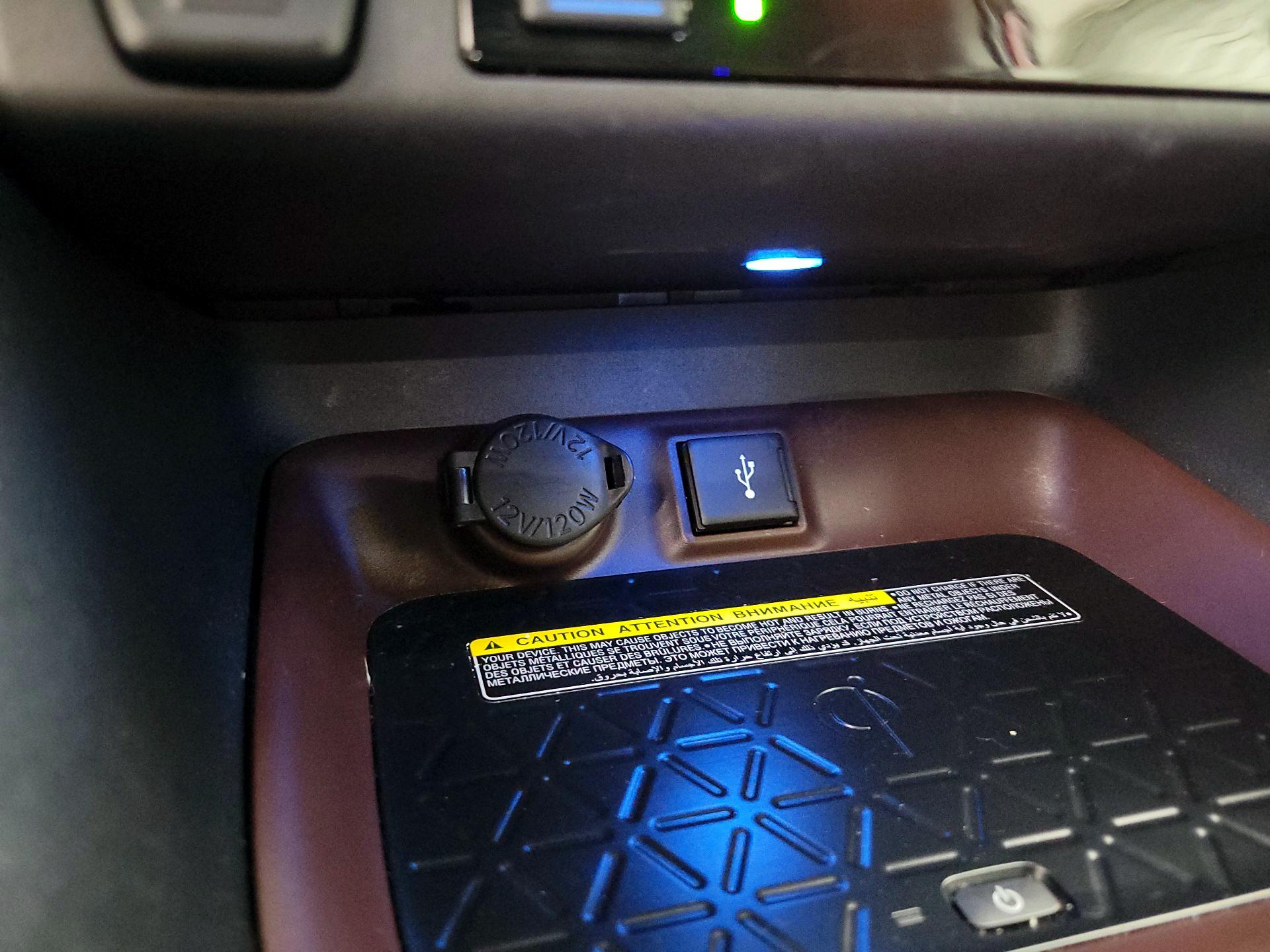Thumbnail: 2021 Toyota RAV4 - 19