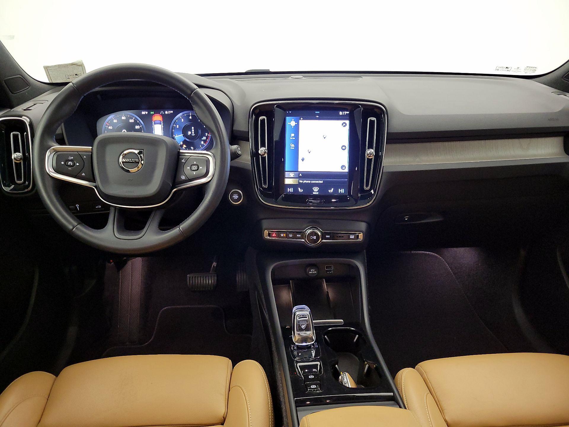 Thumbnail: 2019 Volvo XC40 - 9