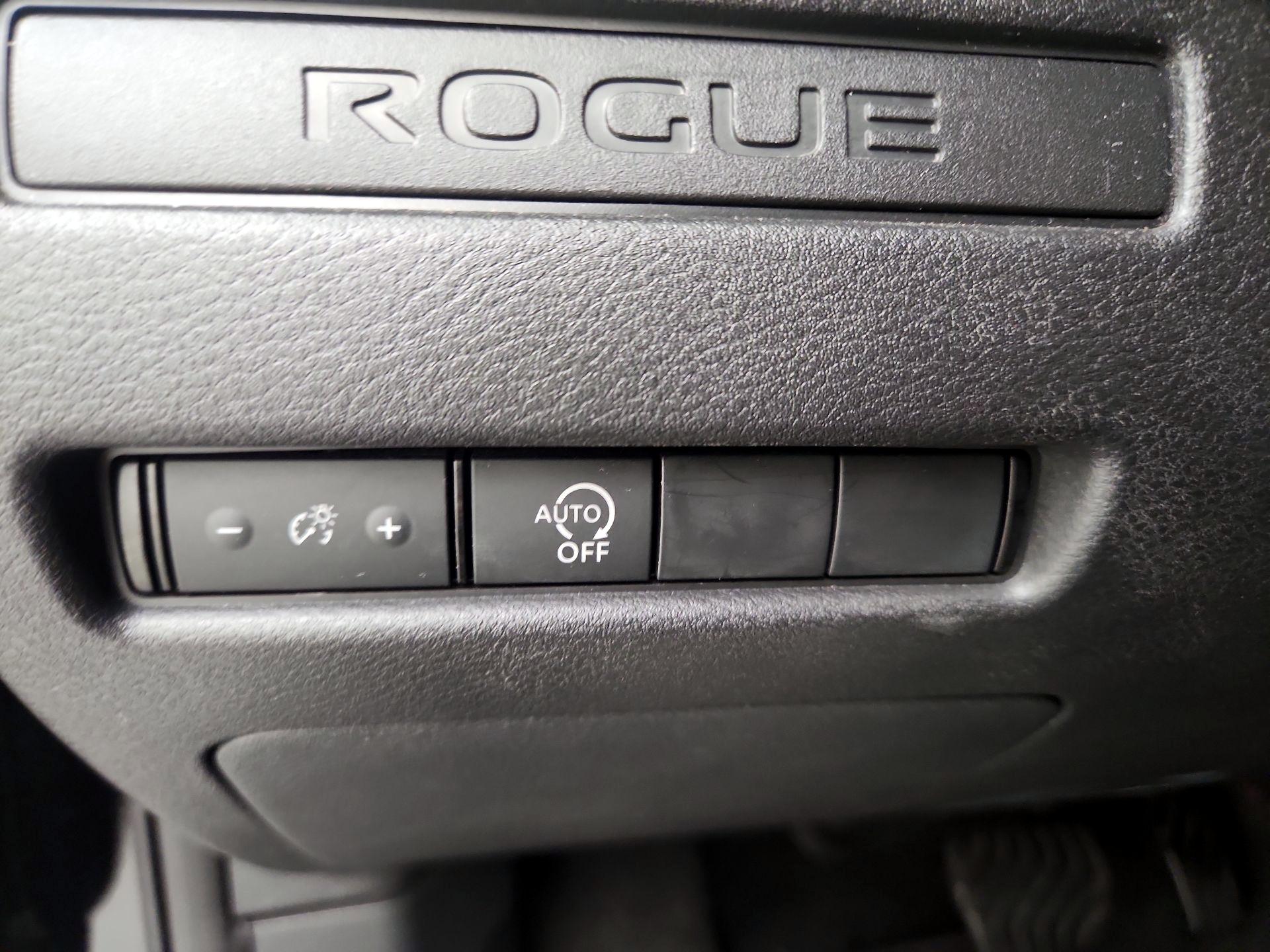 Thumbnail: 2023 Nissan Rogue - 13