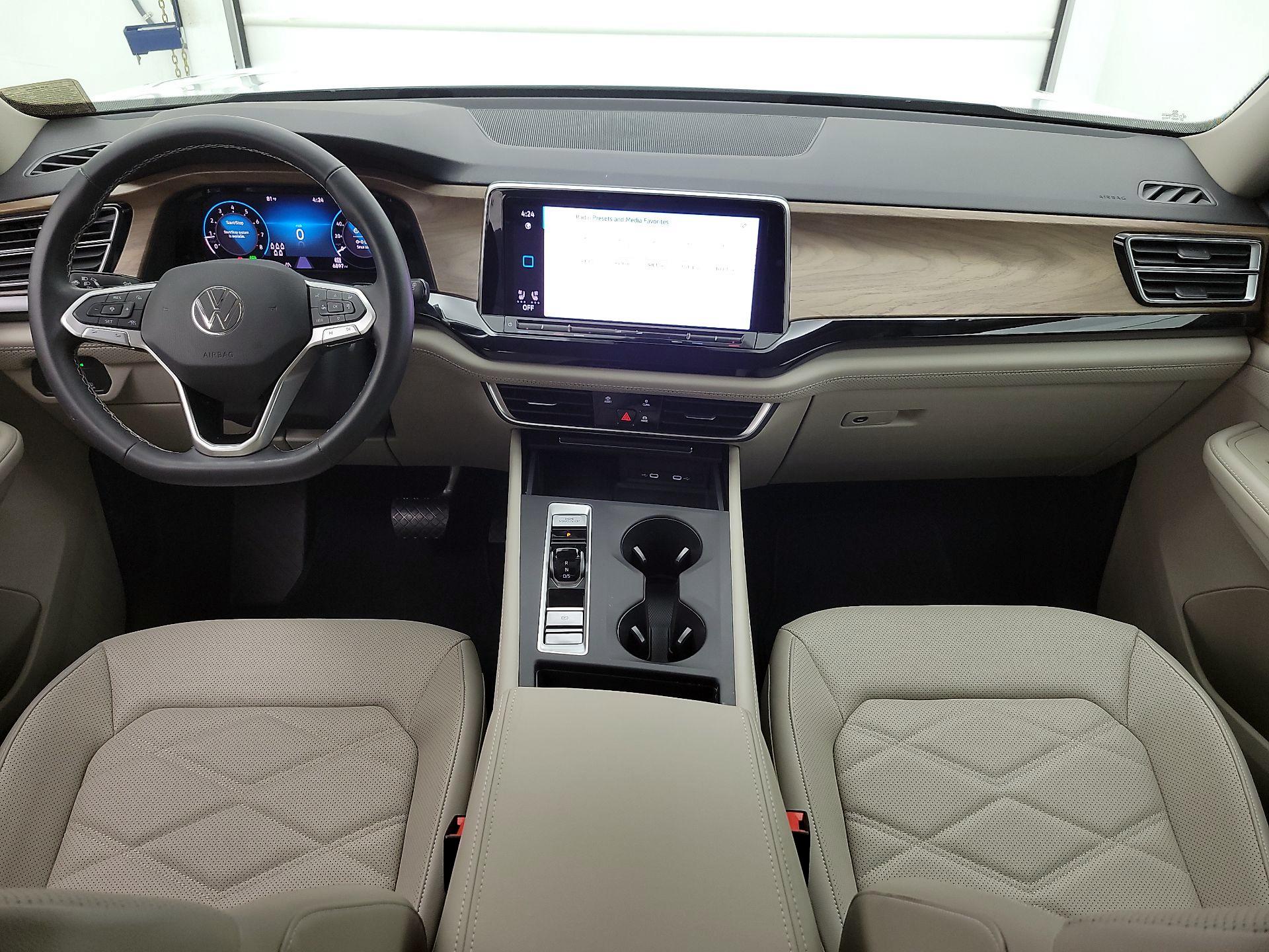 Thumbnail: 2024 Volkswagen Atlas - 9