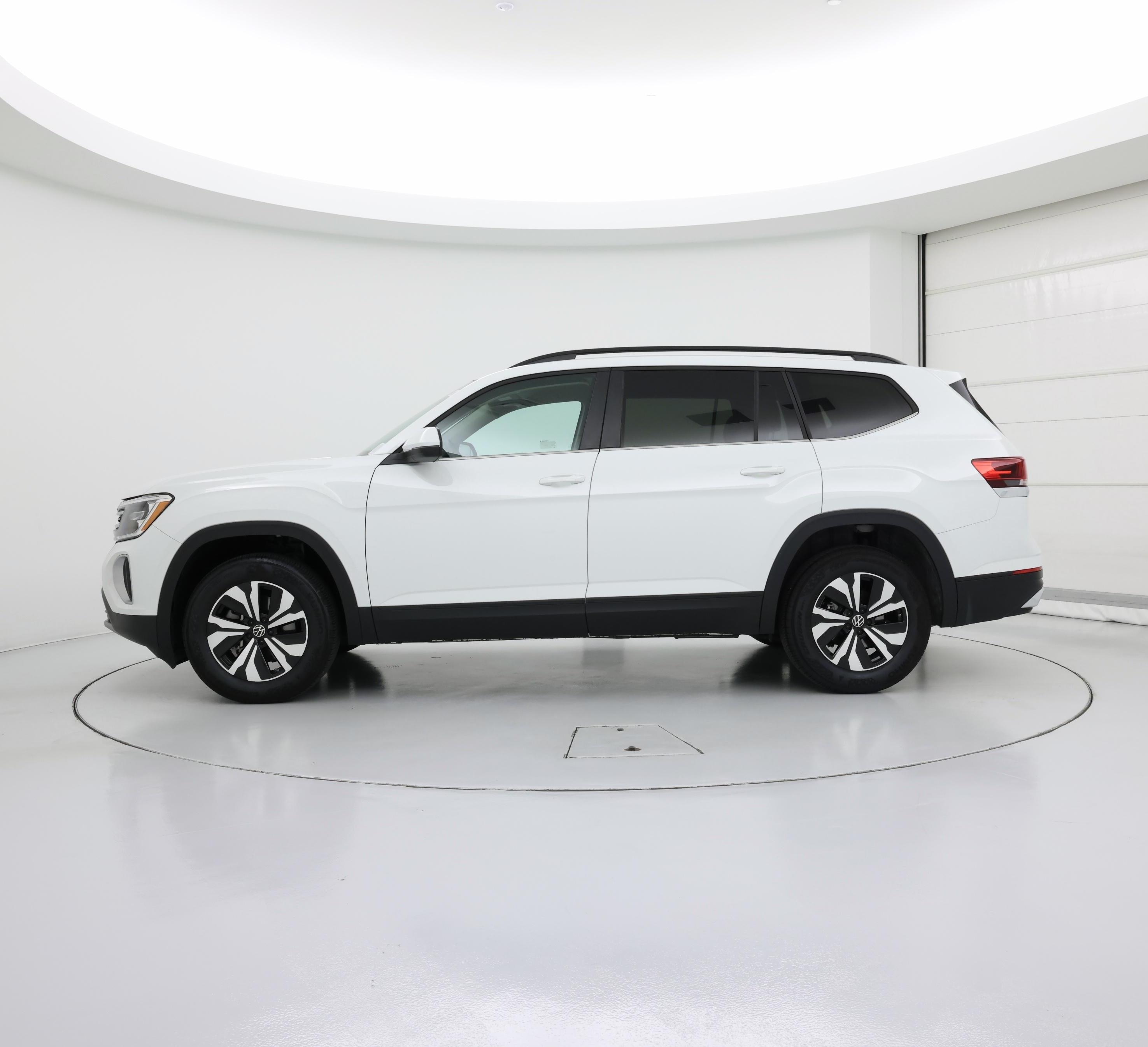 Thumbnail: 2024 Volkswagen Atlas - 3