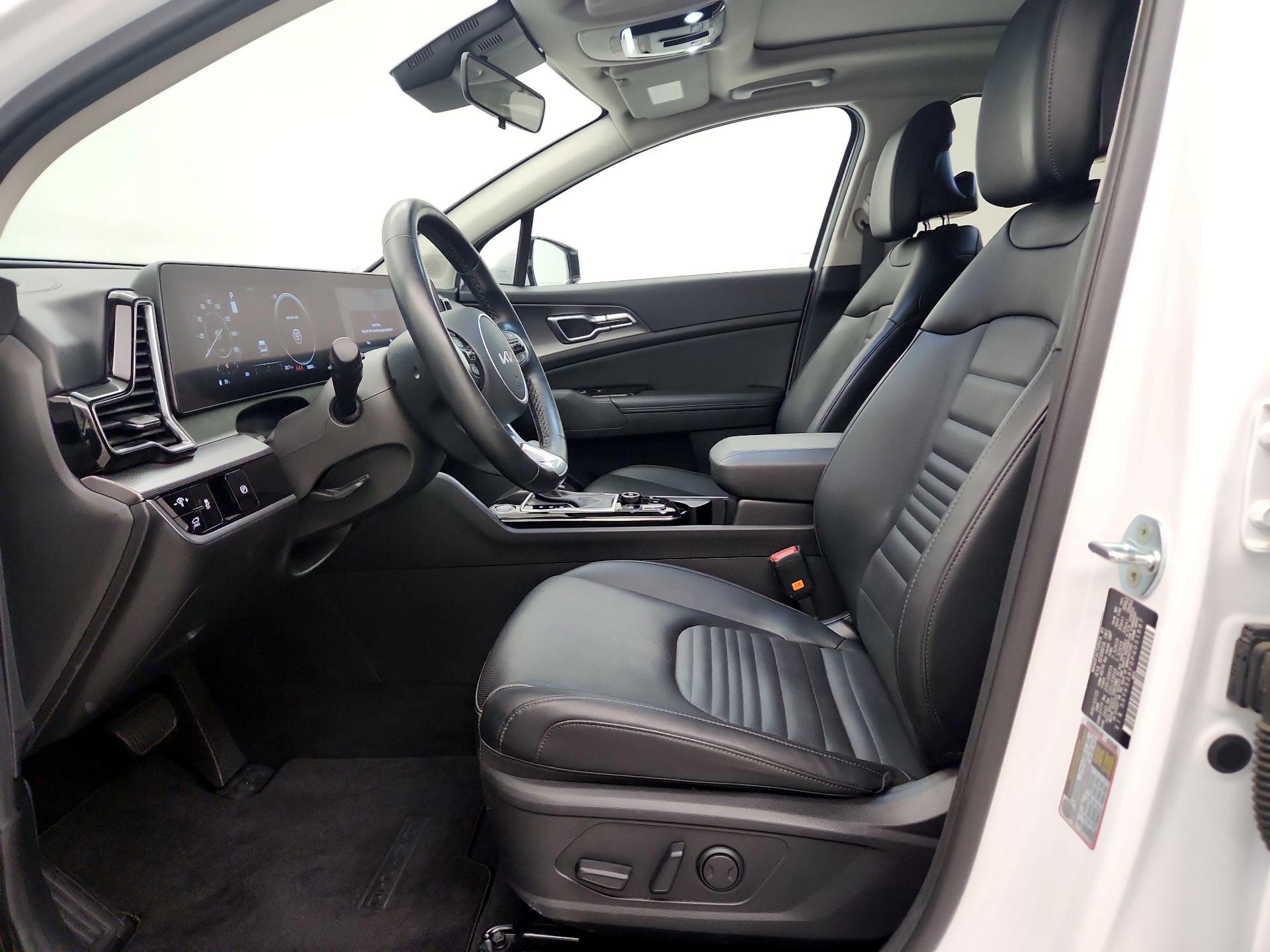 Thumbnail: 2023 Kia Sportage - 11