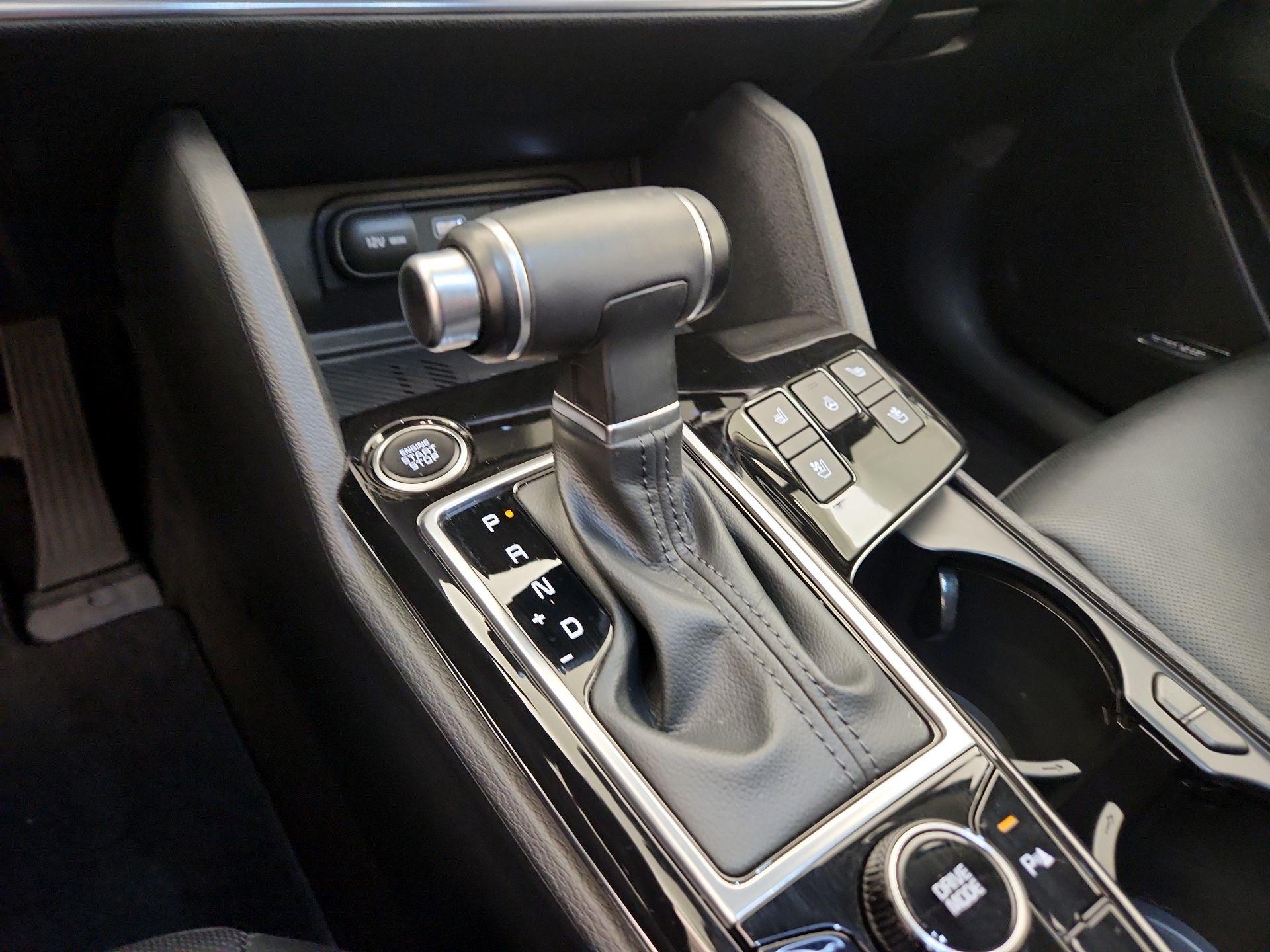 Thumbnail: 2023 Kia Sportage - 18