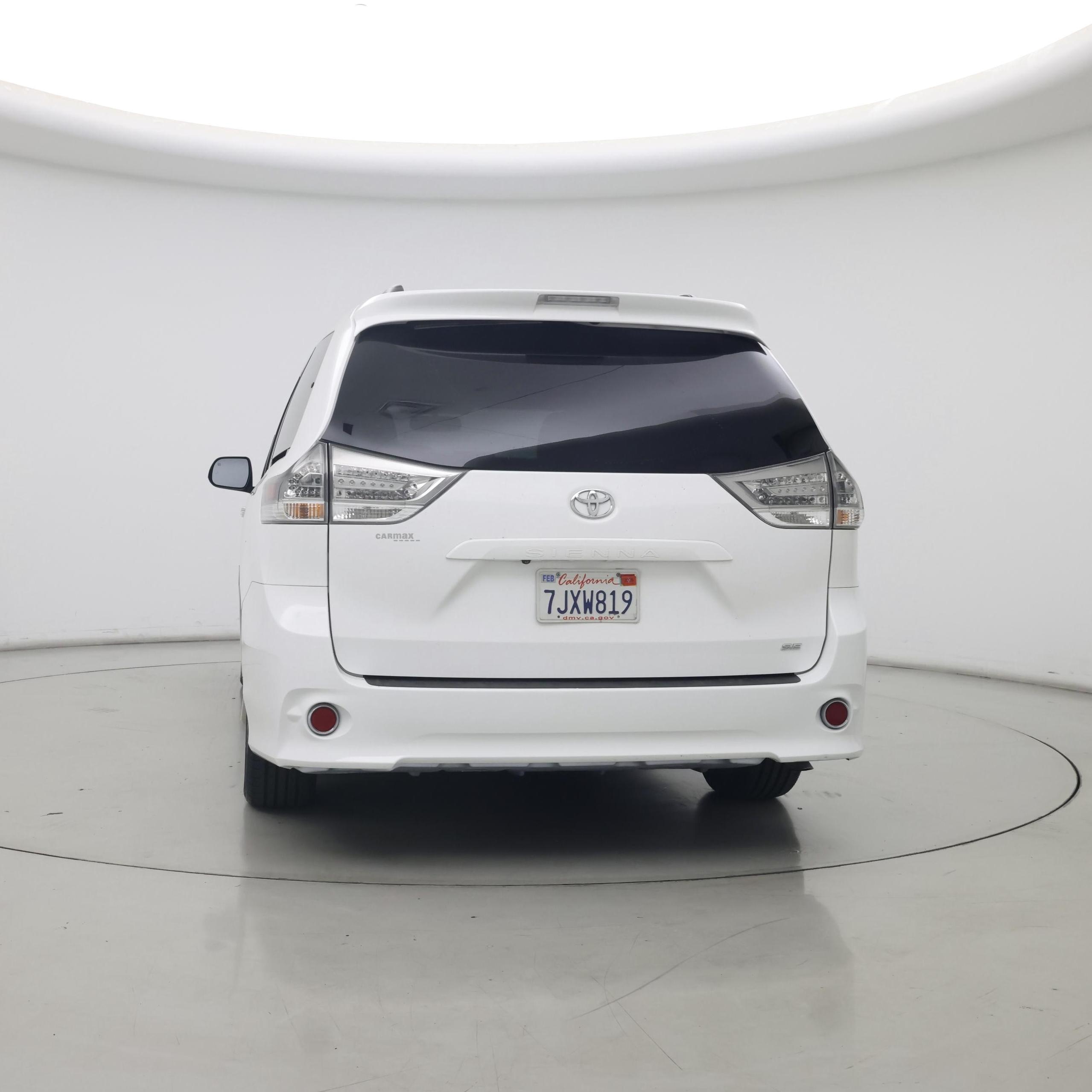 Thumbnail: 2015 Toyota Sienna - 6