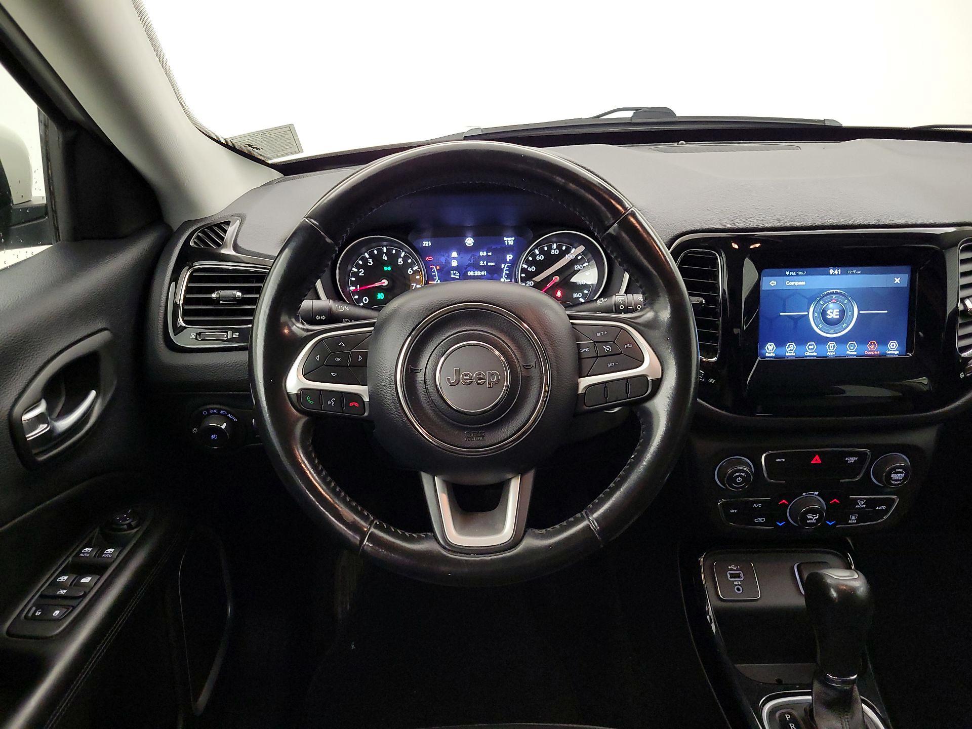 Thumbnail: 2020 Jeep Compass - 10