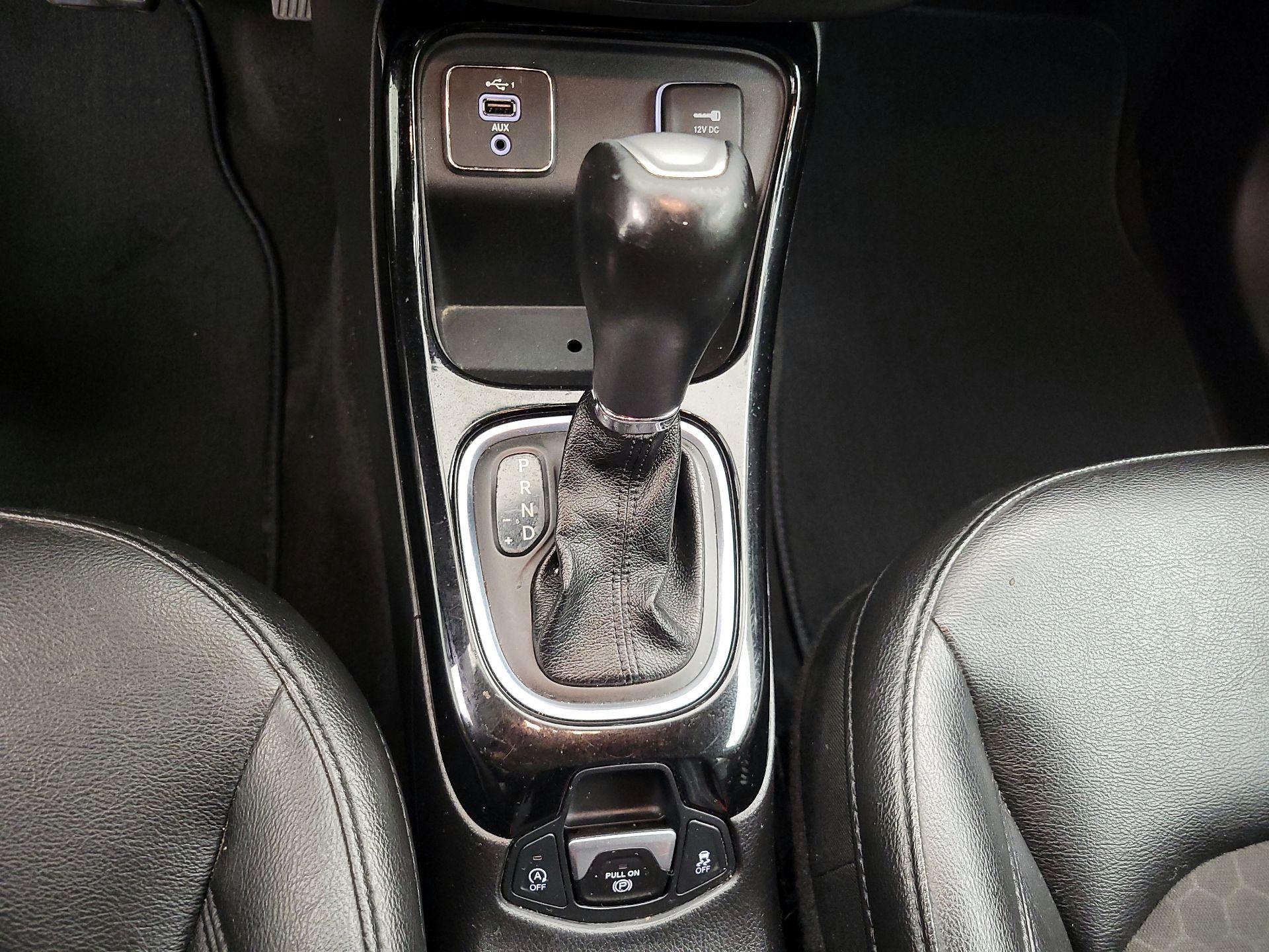 Thumbnail: 2020 Jeep Compass - 17