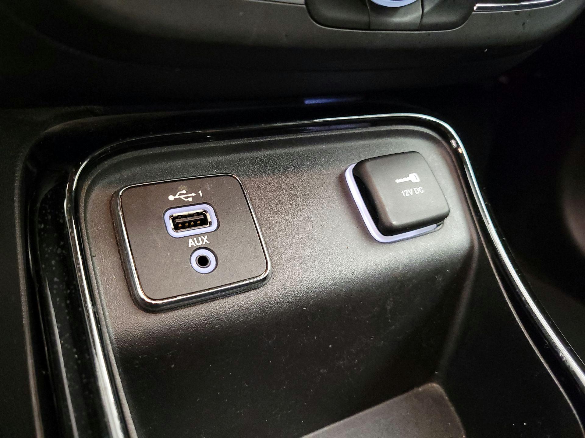 Thumbnail: 2020 Jeep Compass - 18