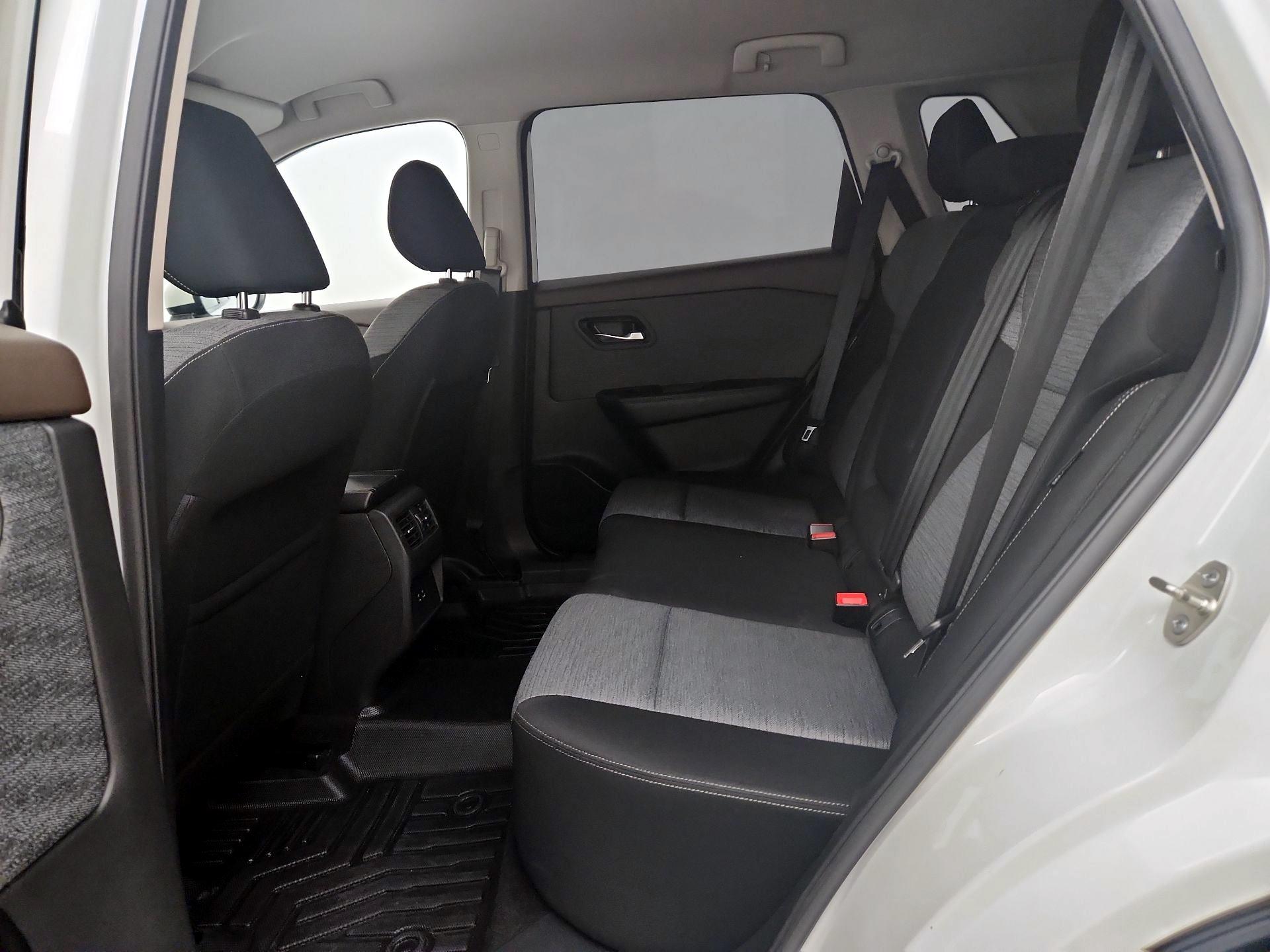 Thumbnail: 2021 Nissan Rogue - 19