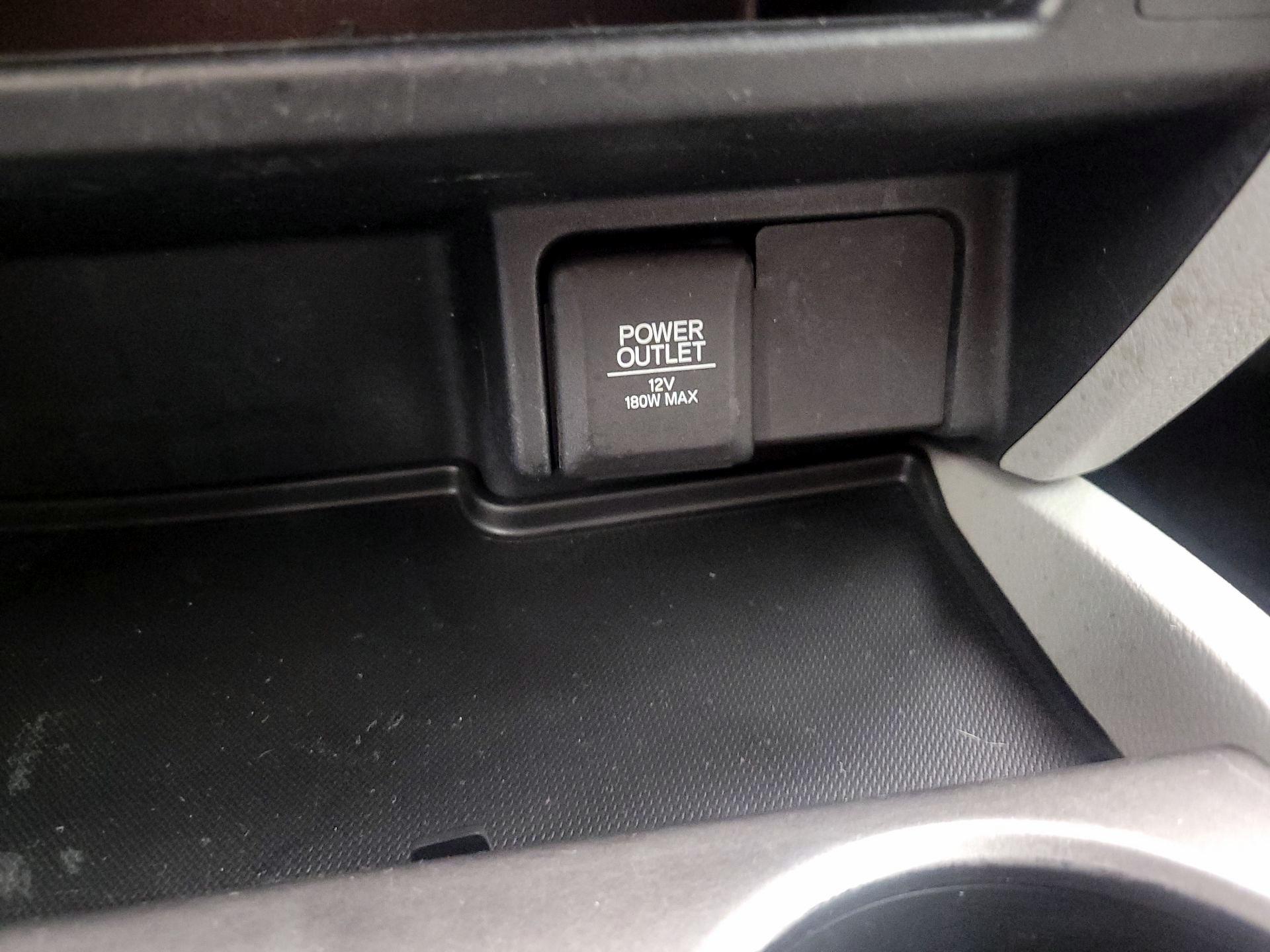Thumbnail: 2016 Honda Pilot - 18