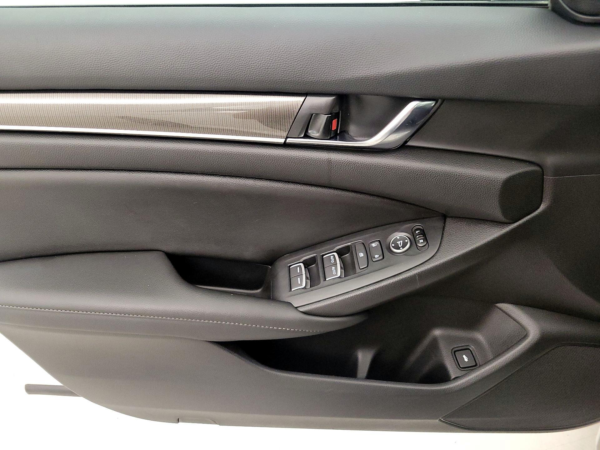 Thumbnail: 2021 Honda Accord - 12
