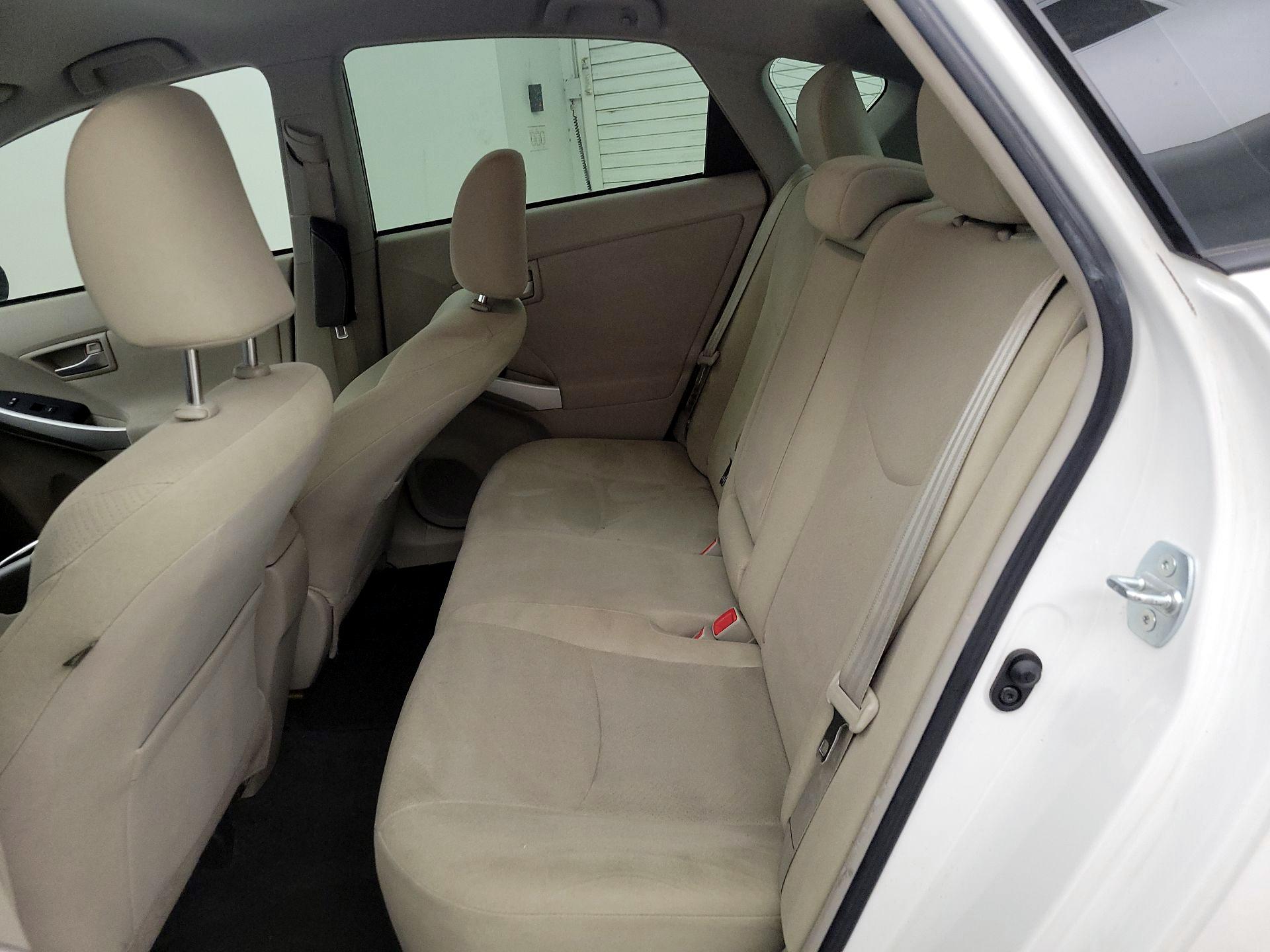 Thumbnail: 2014 Toyota Prius - 18