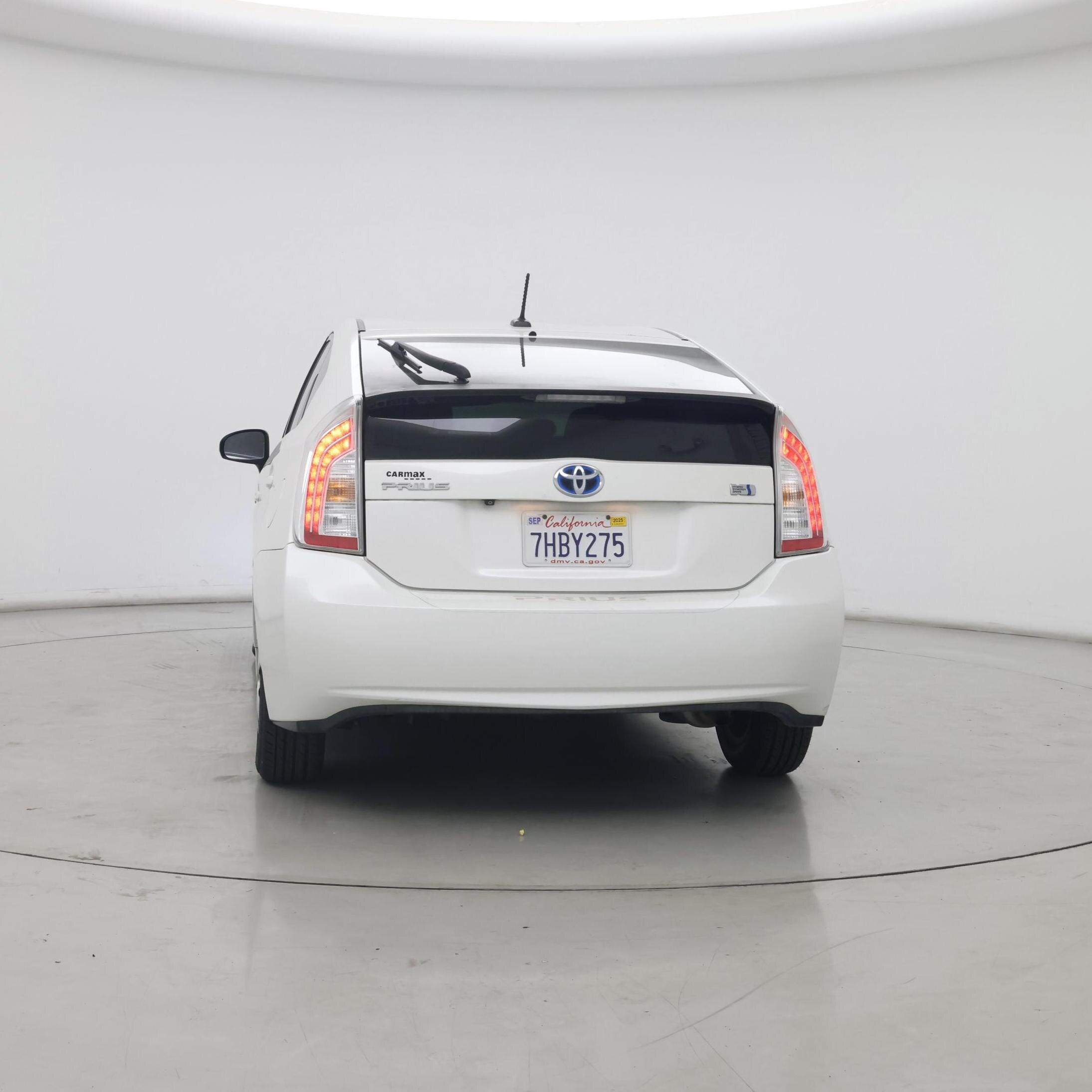 Thumbnail: 2014 Toyota Prius - 6