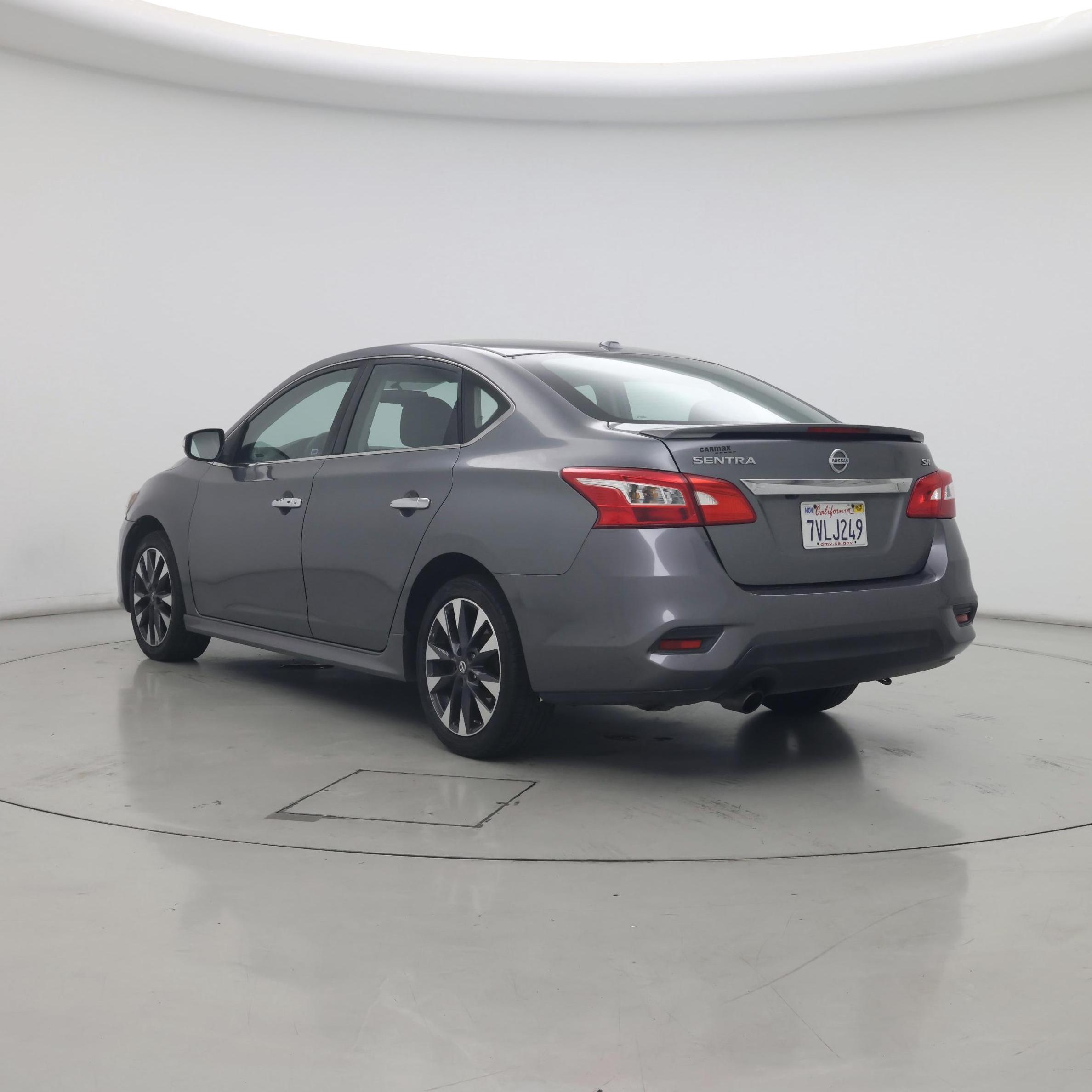 Thumbnail: 2016 Nissan Sentra - 2