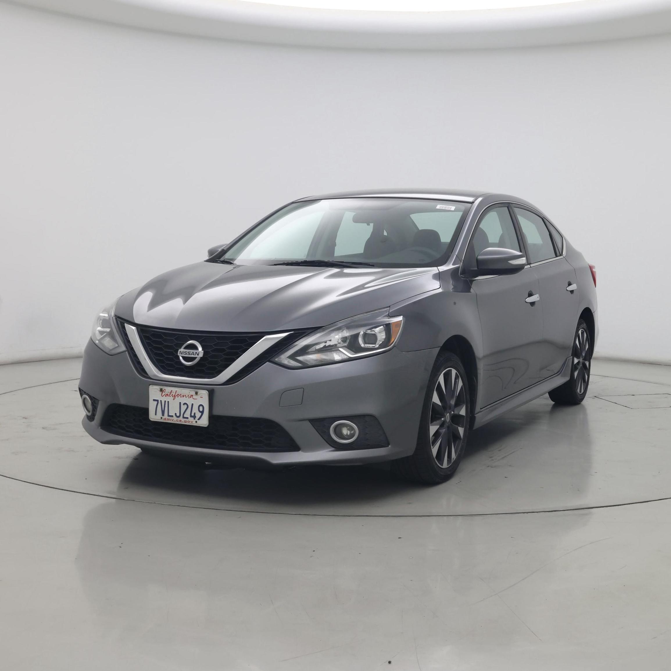 Thumbnail: 2016 Nissan Sentra - 4