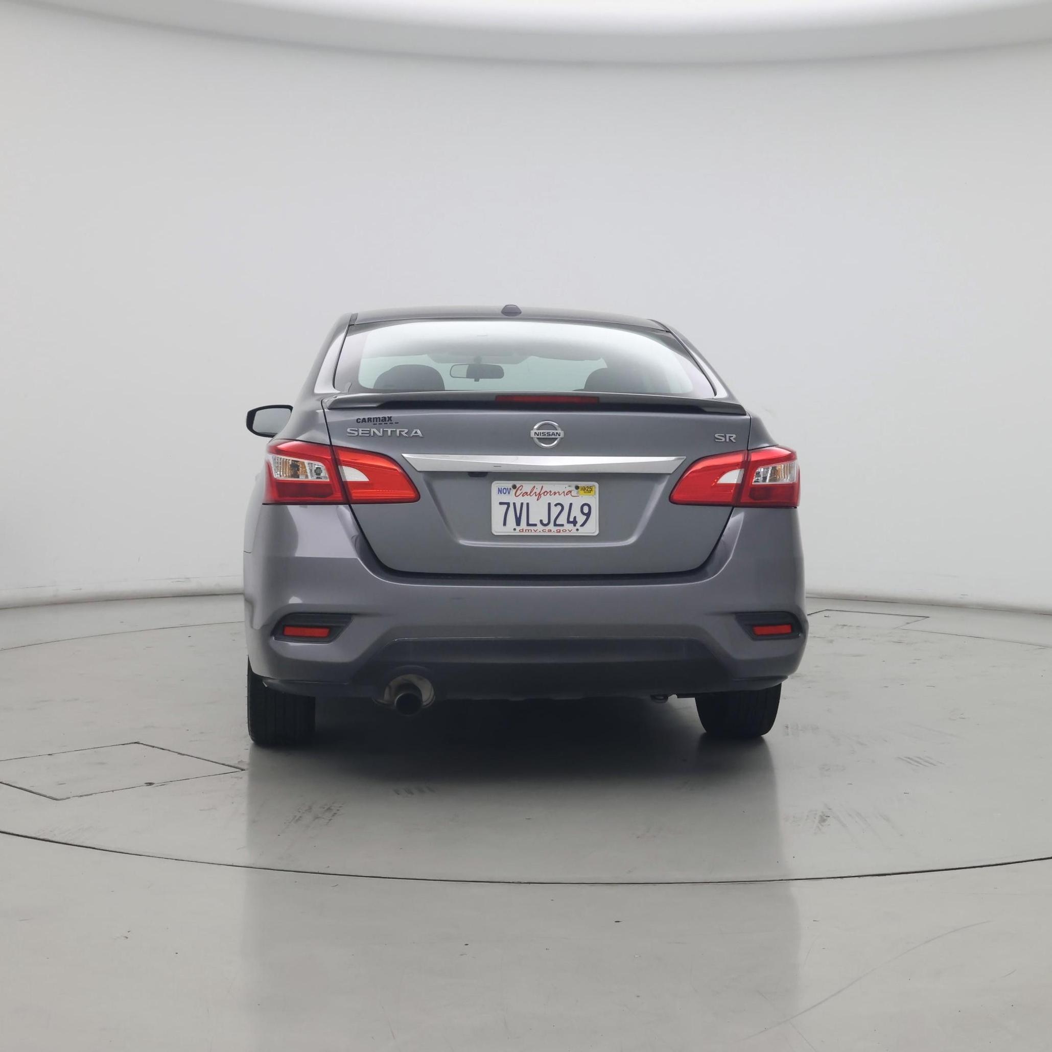 Thumbnail: 2016 Nissan Sentra - 6
