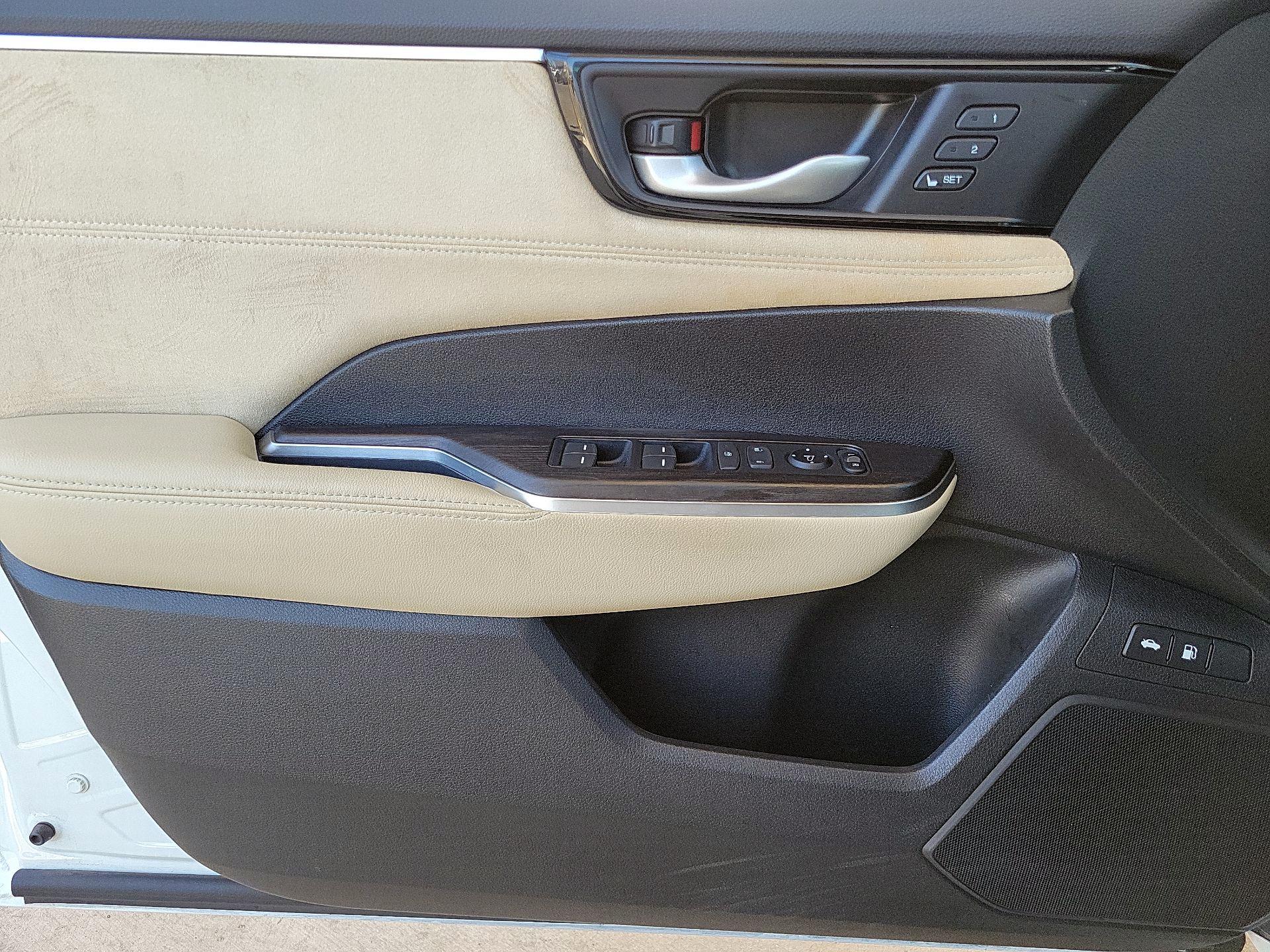 Thumbnail: 2021 Honda Clarity - 10