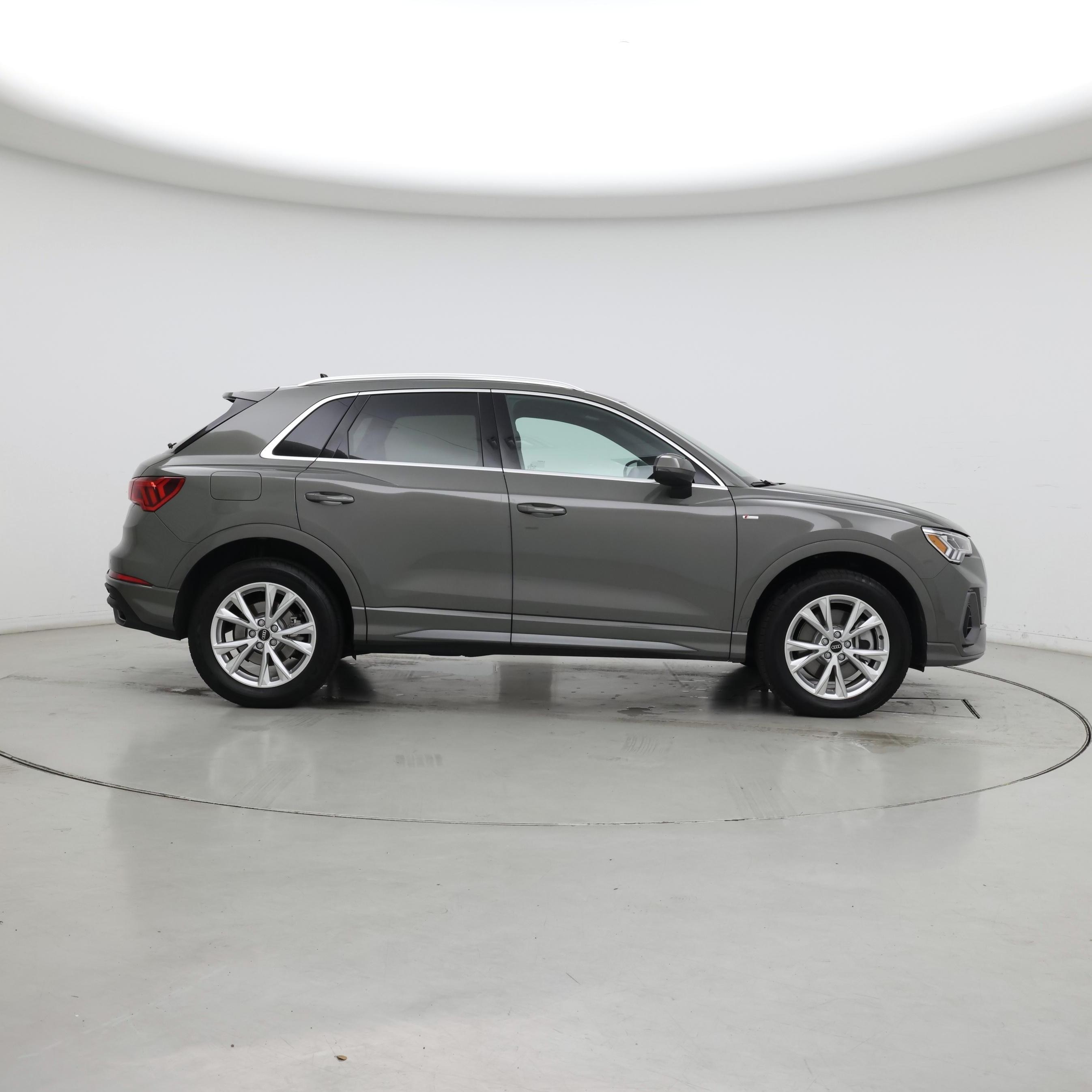 Thumbnail: 2022 Audi Q3 - 7