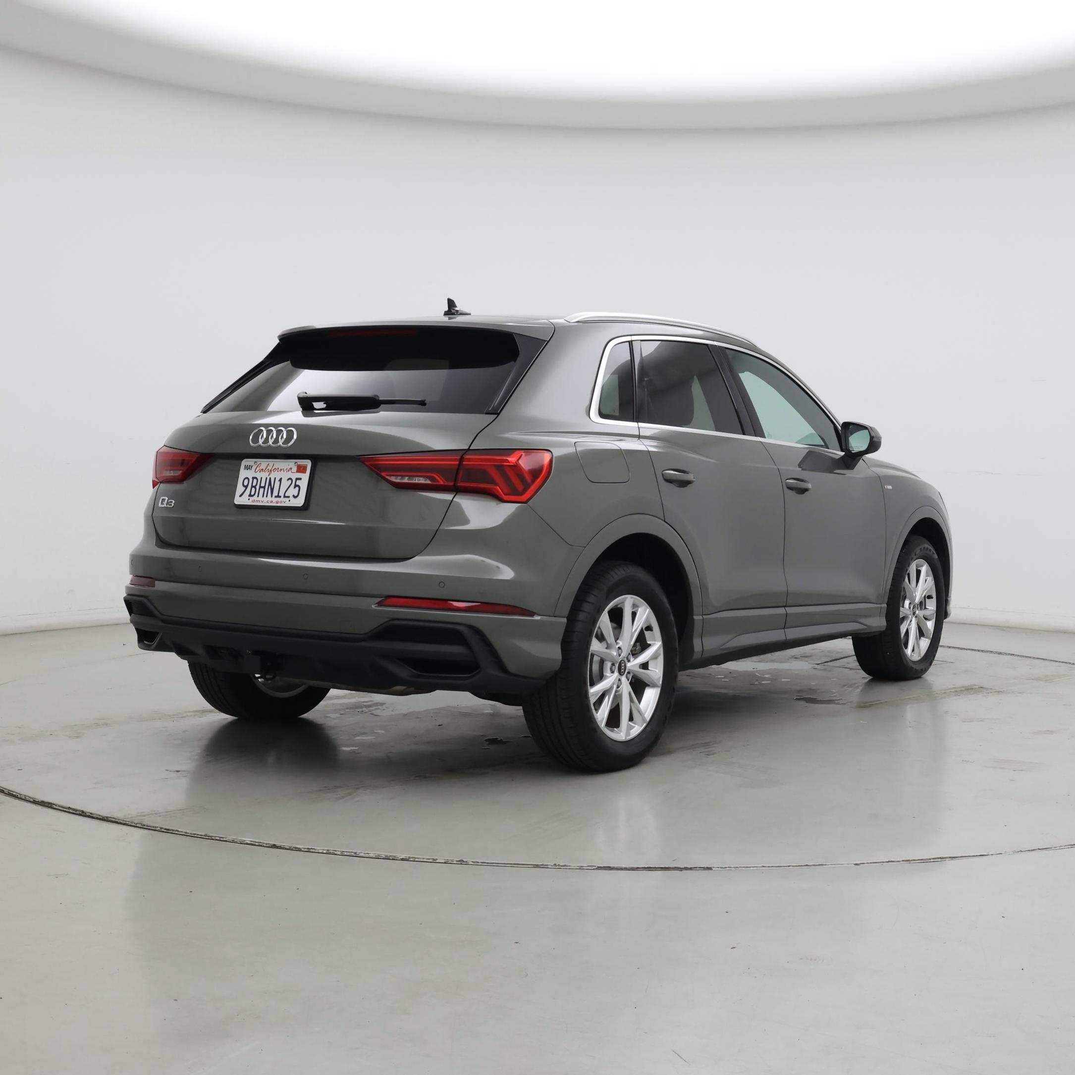 Thumbnail: 2022 Audi Q3 - 8