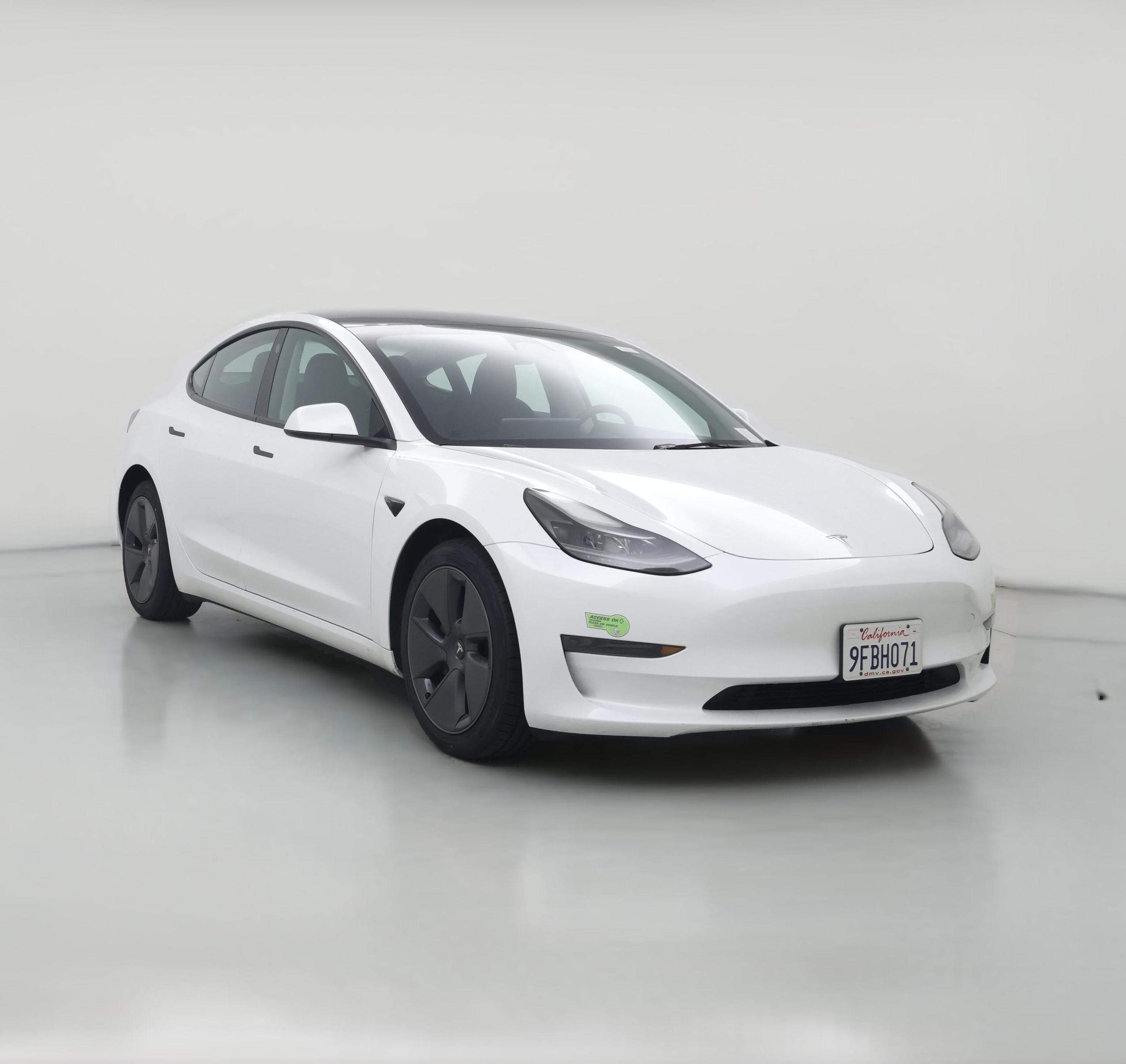 Thumbnail: 2023 Tesla Model 3 - 1