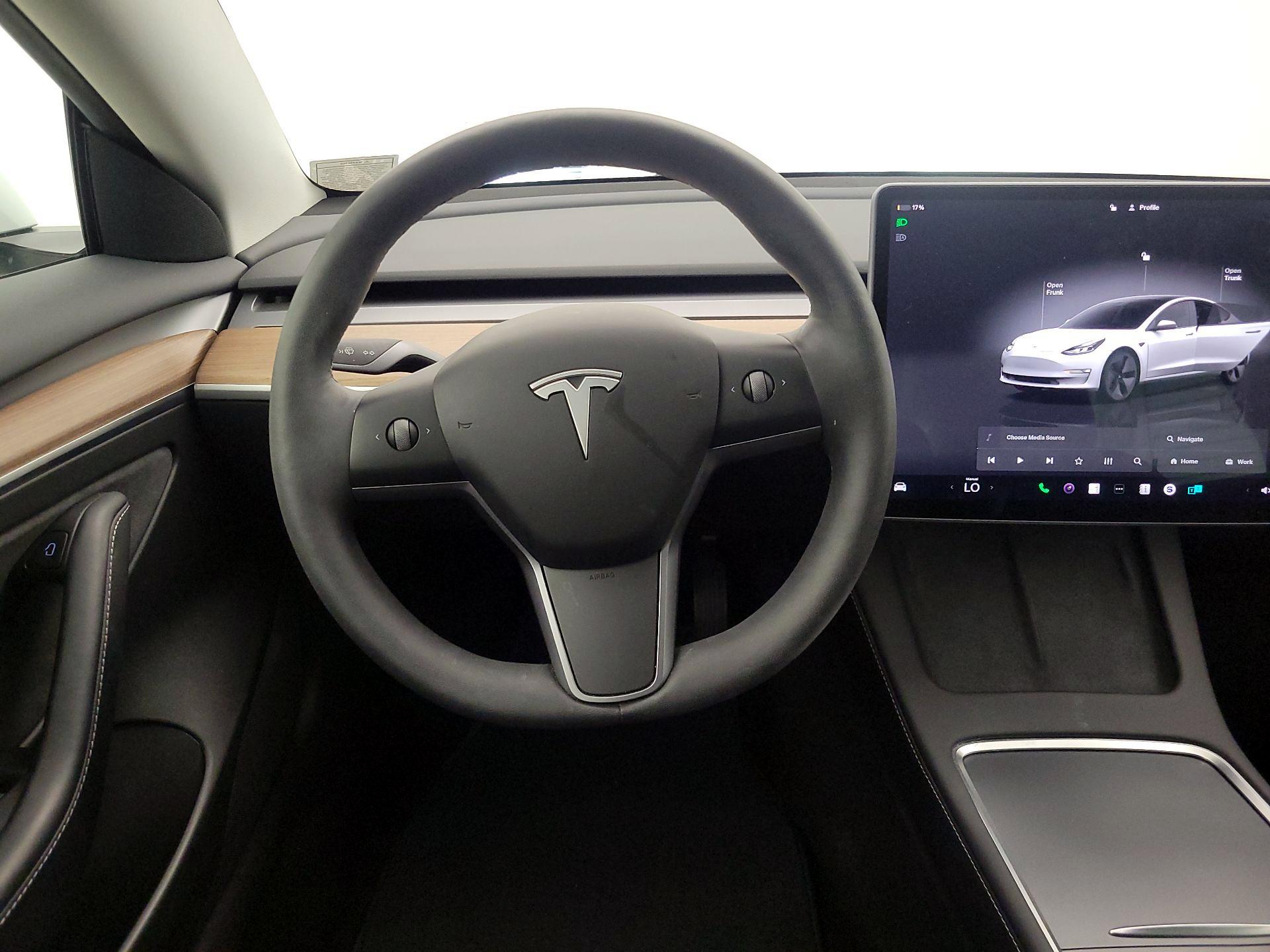 Thumbnail: 2023 Tesla Model 3 - 10
