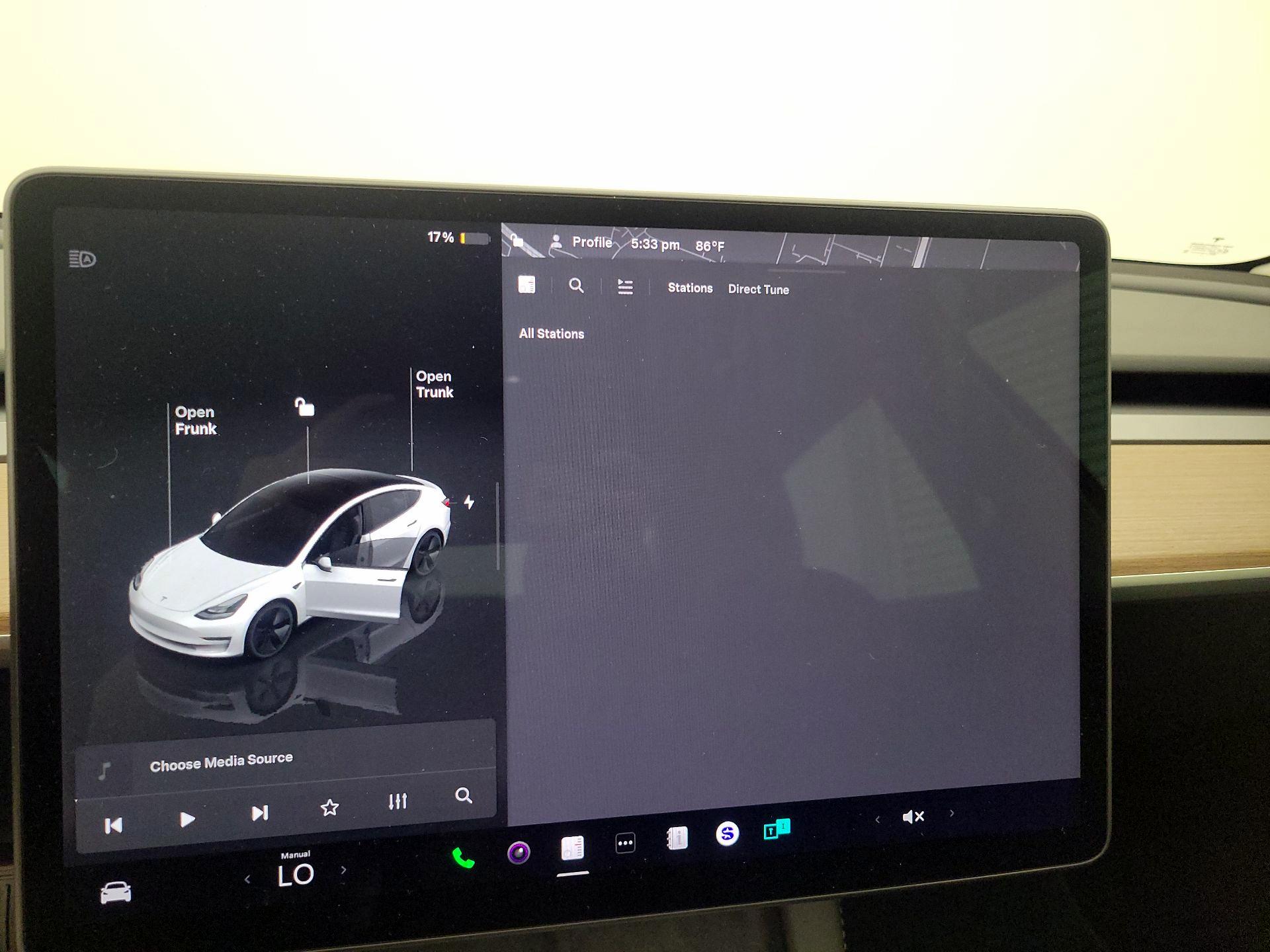 Thumbnail: 2023 Tesla Model 3 - 14