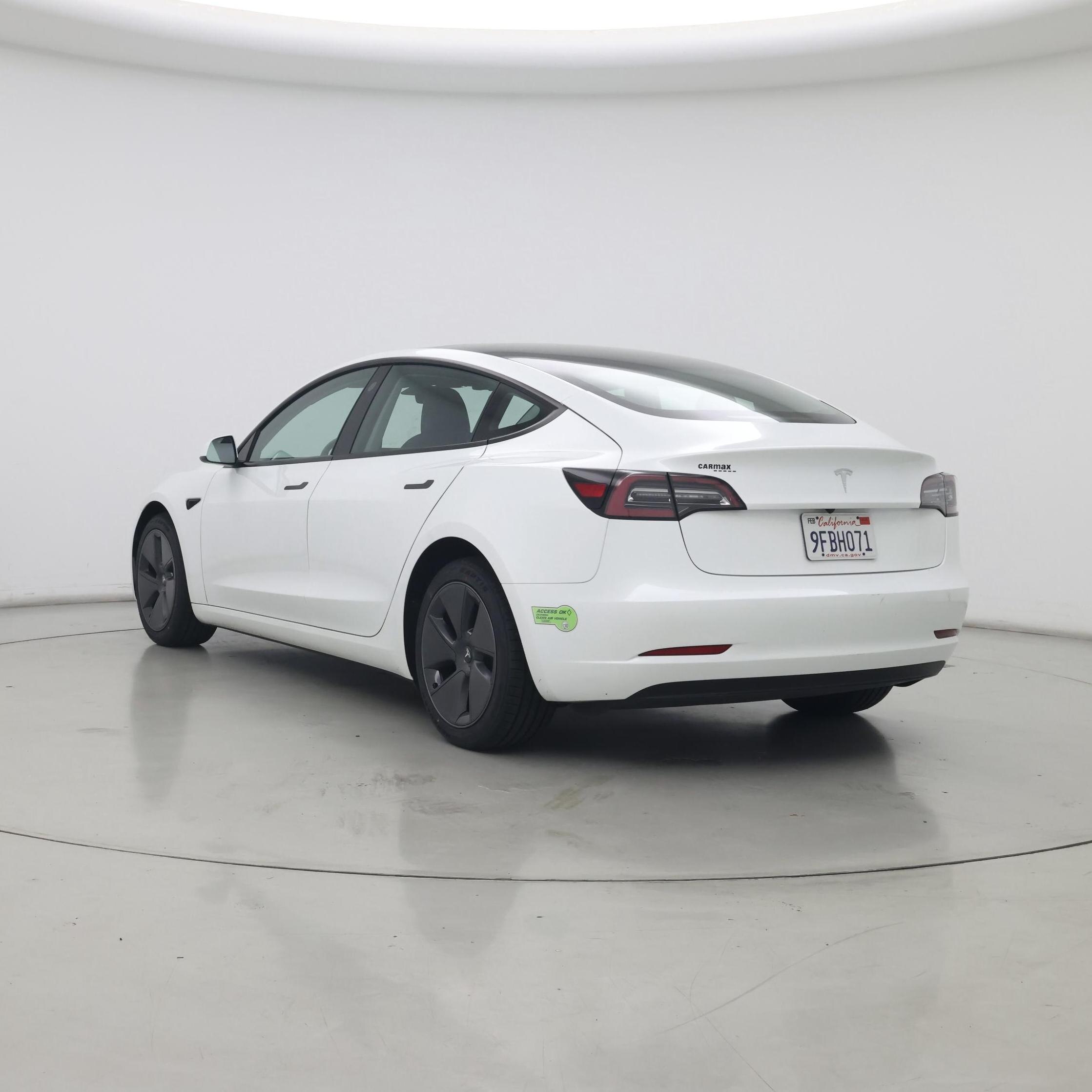 Thumbnail: 2023 Tesla Model 3 - 2