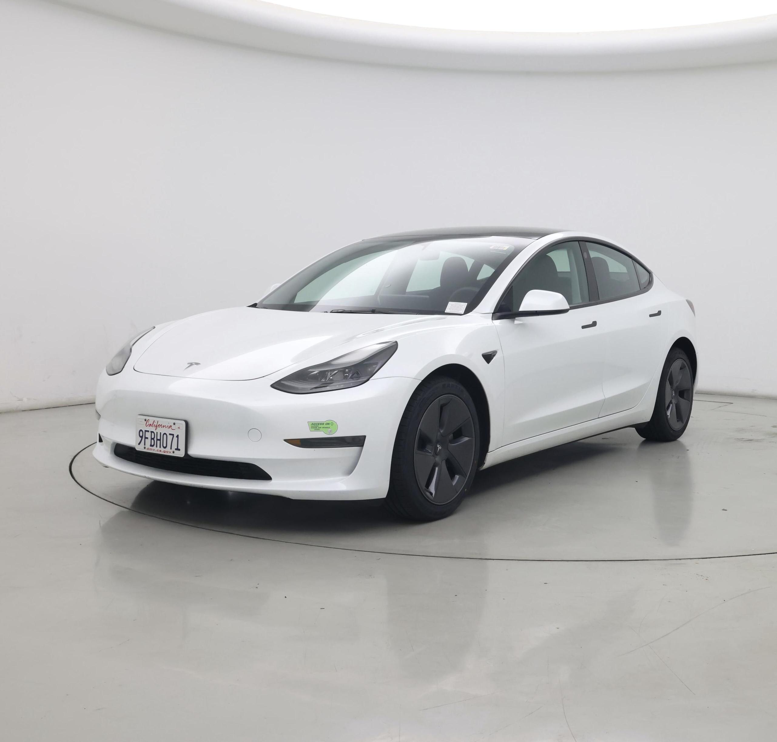 Thumbnail: 2023 Tesla Model 3 - 4
