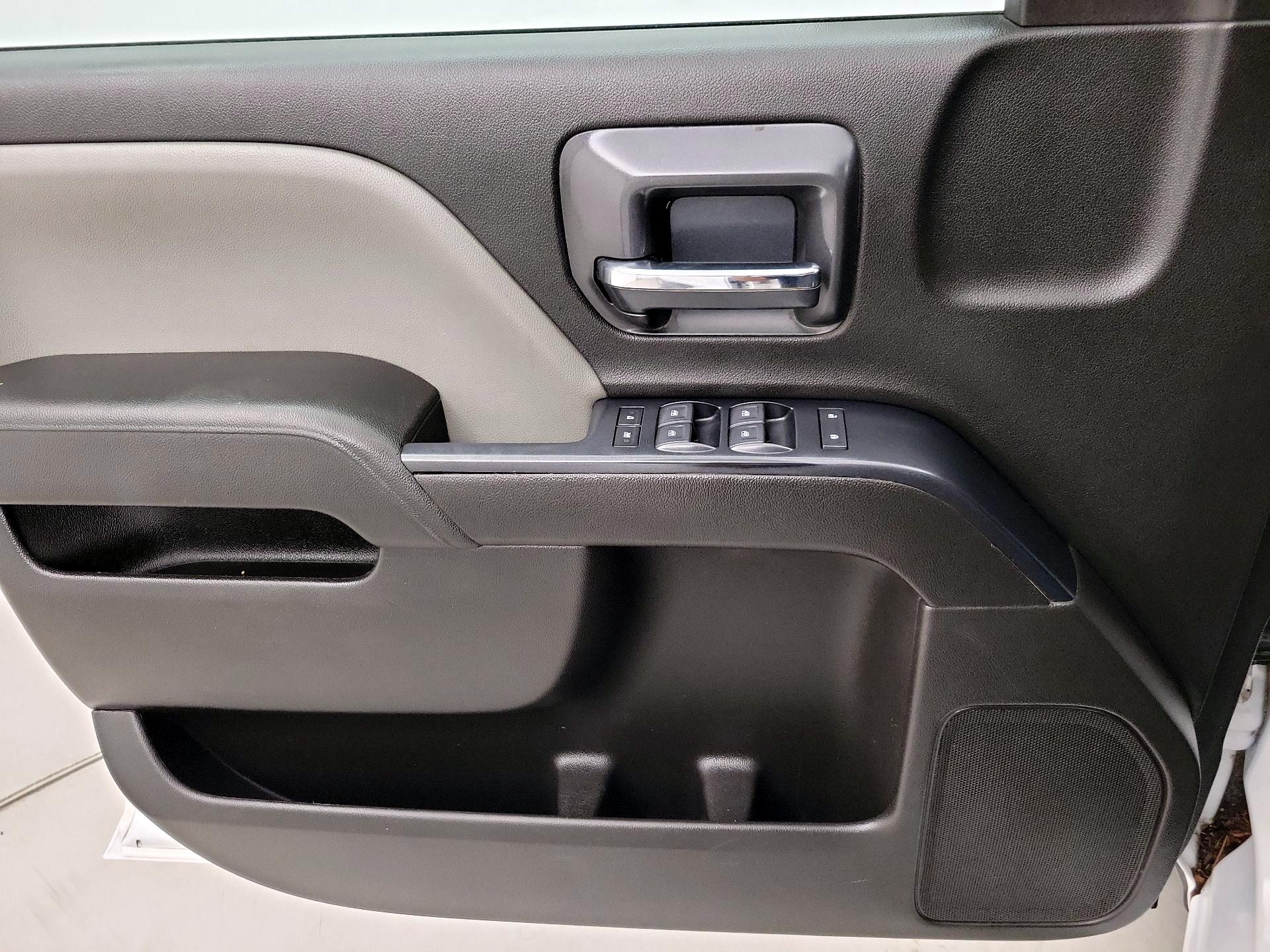 Thumbnail: 2019 Chevrolet Silverado 1500 - 12