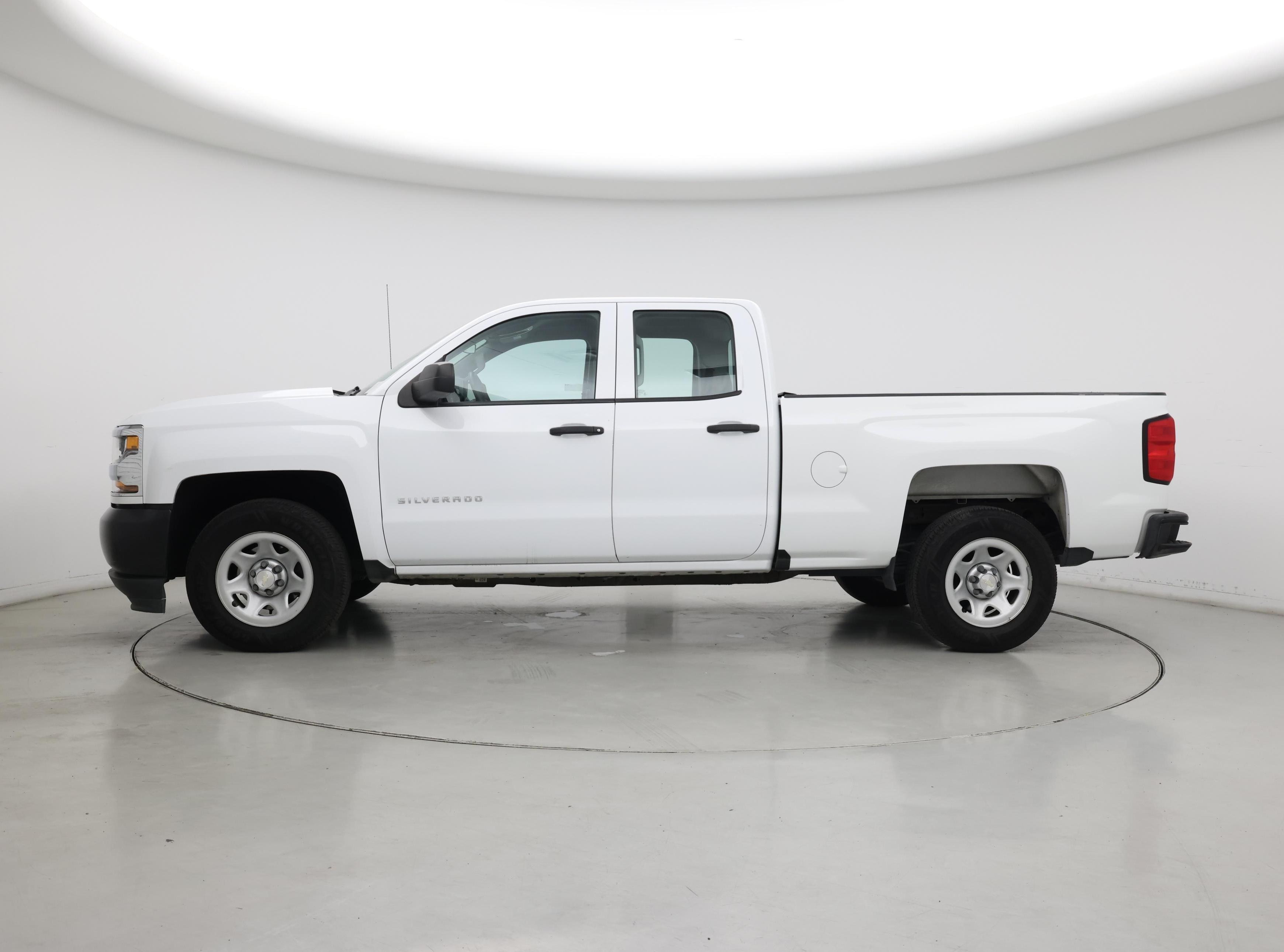 Thumbnail: 2019 Chevrolet Silverado 1500 - 3