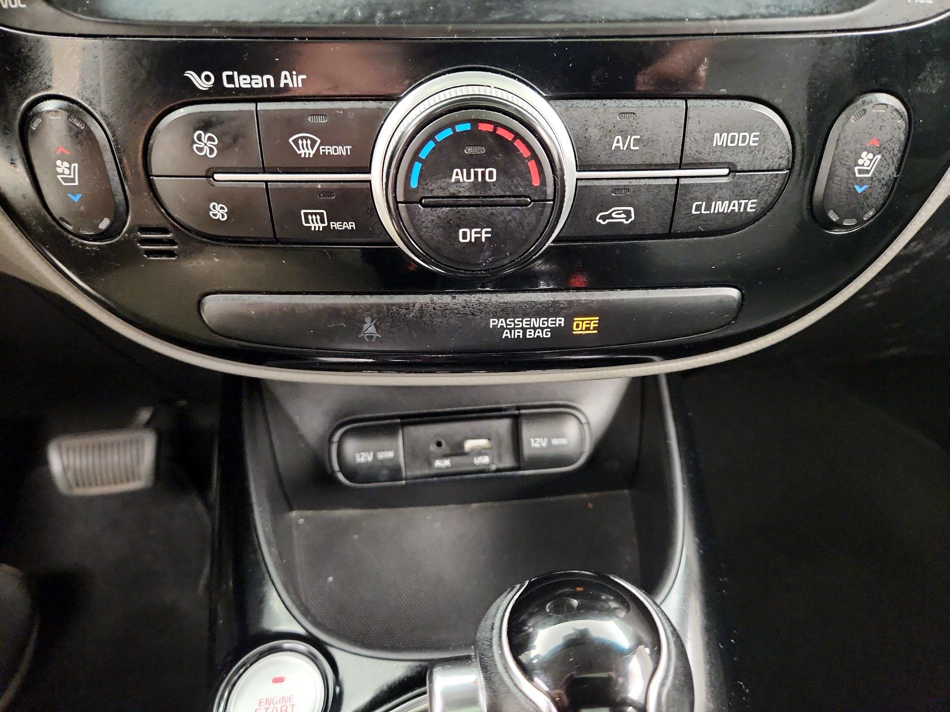 Thumbnail: 2017 Kia Soul - 17