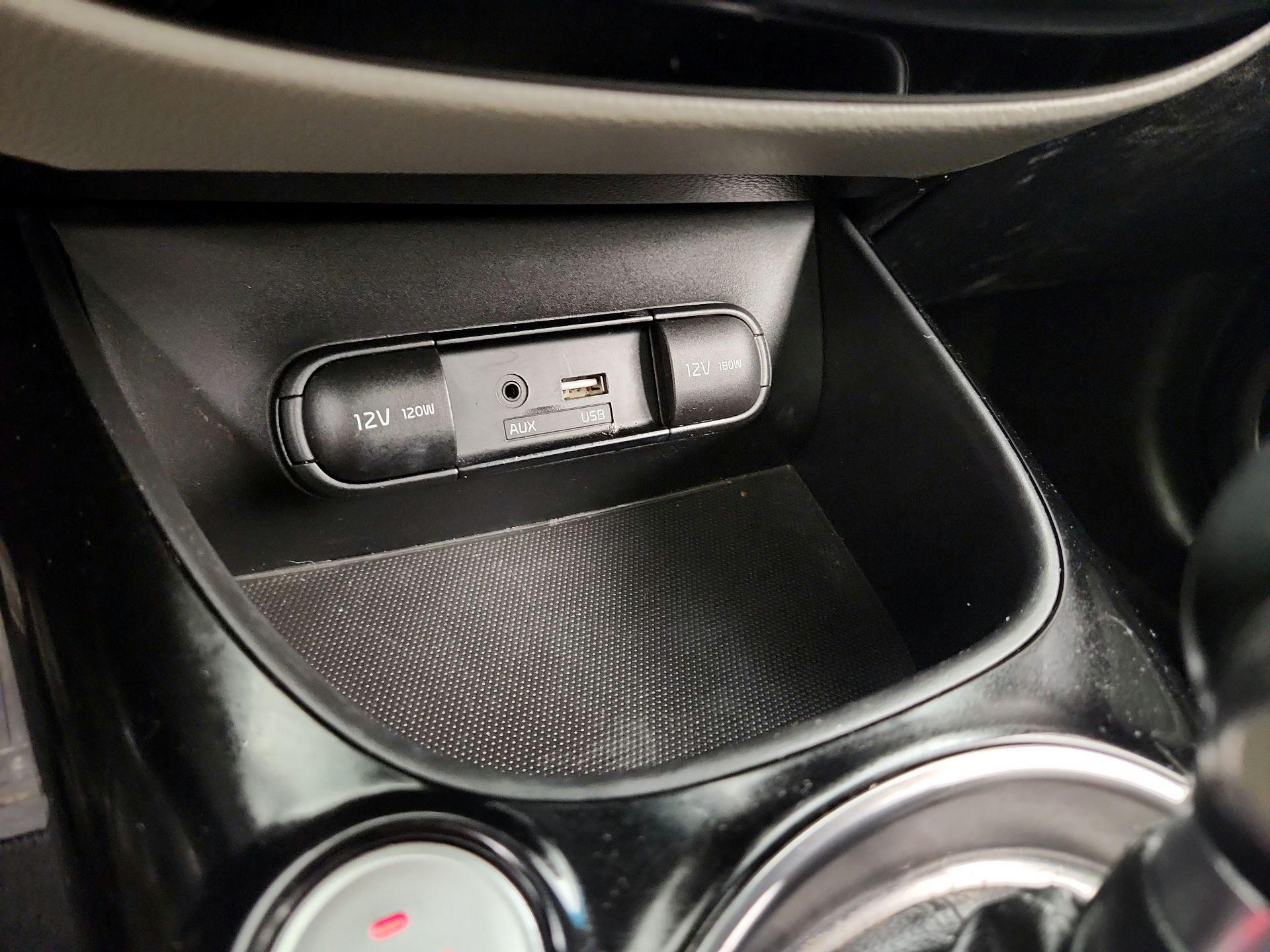 Thumbnail: 2017 Kia Soul - 19