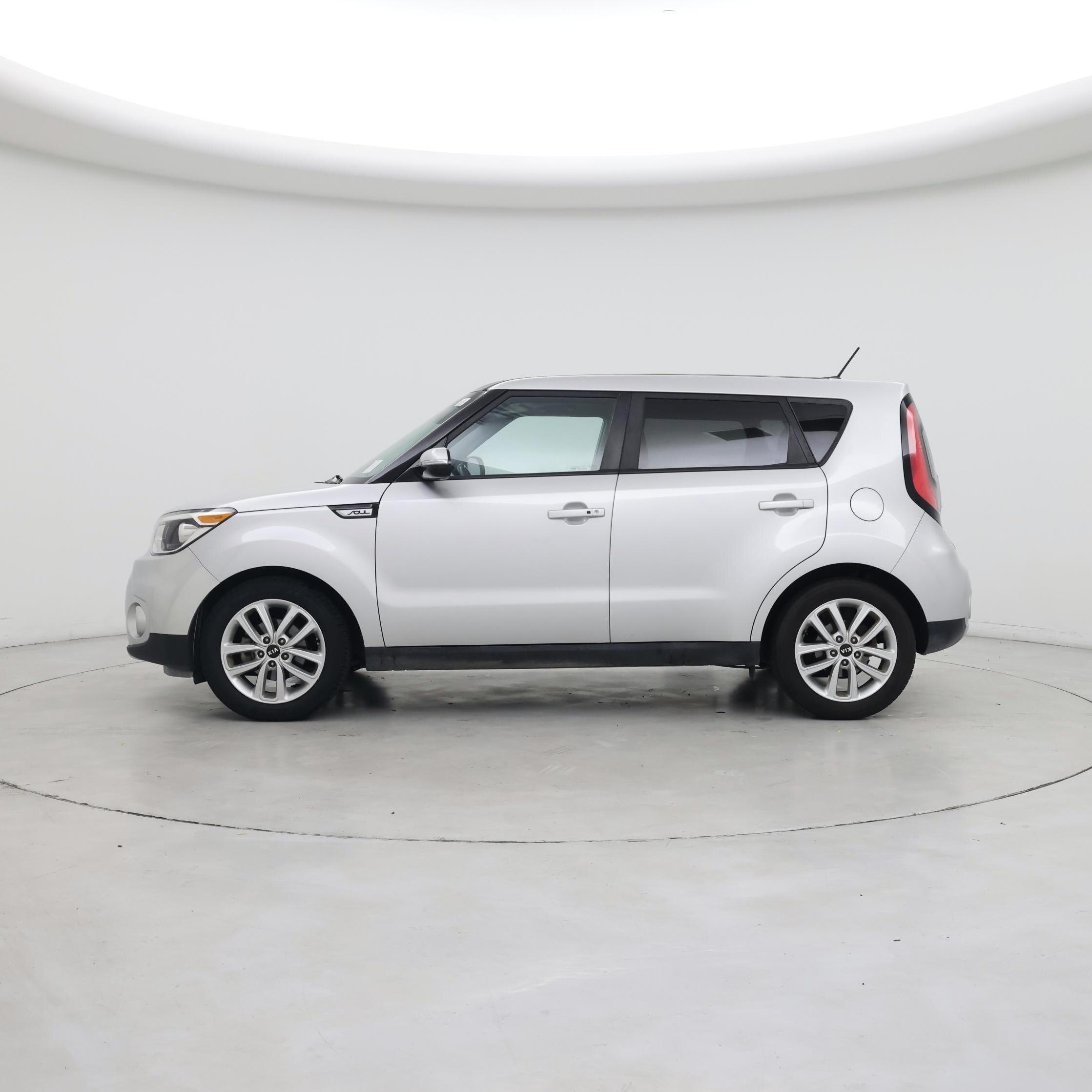 Thumbnail: 2017 Kia Soul - 3