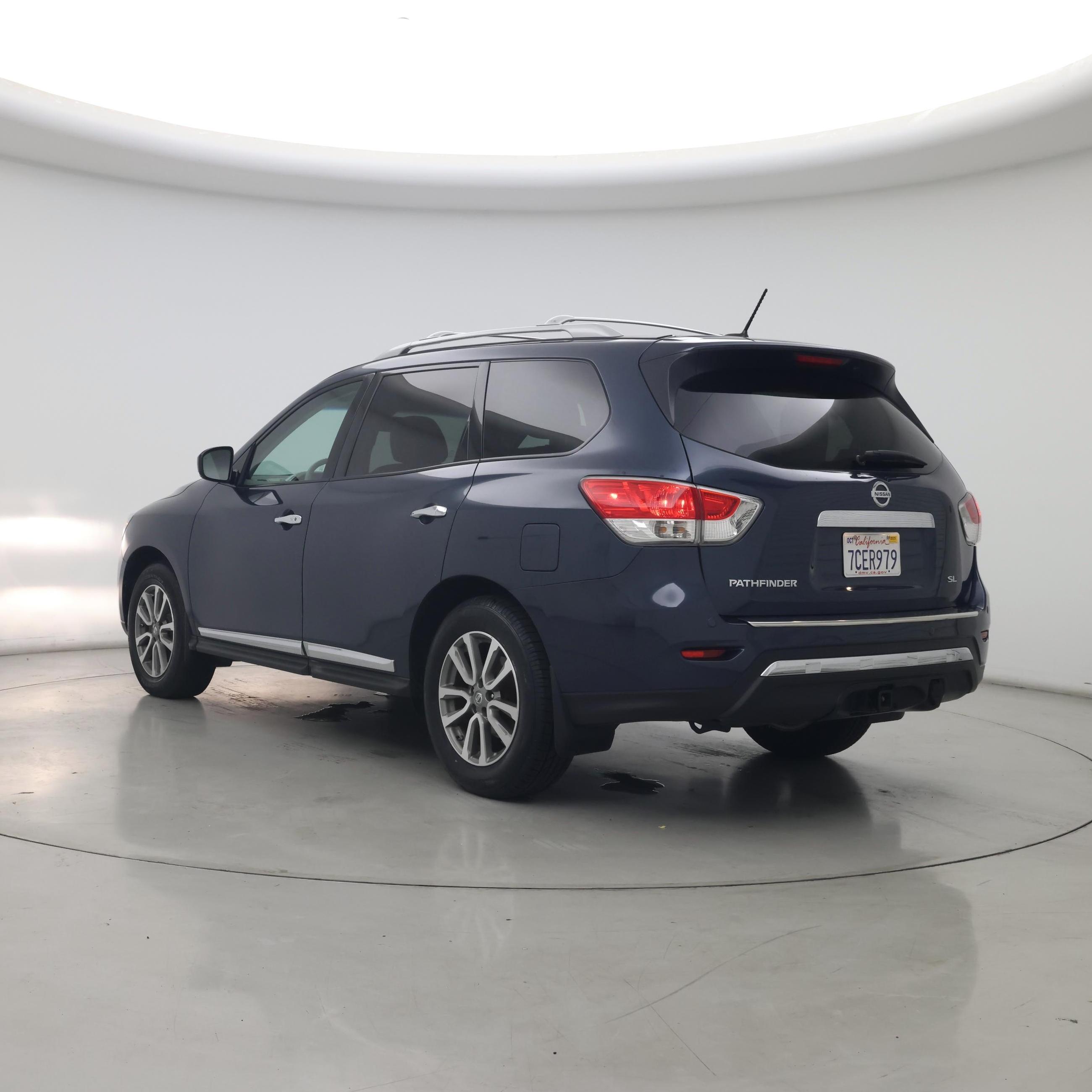 Thumbnail: 2014 Nissan Pathfinder - 2