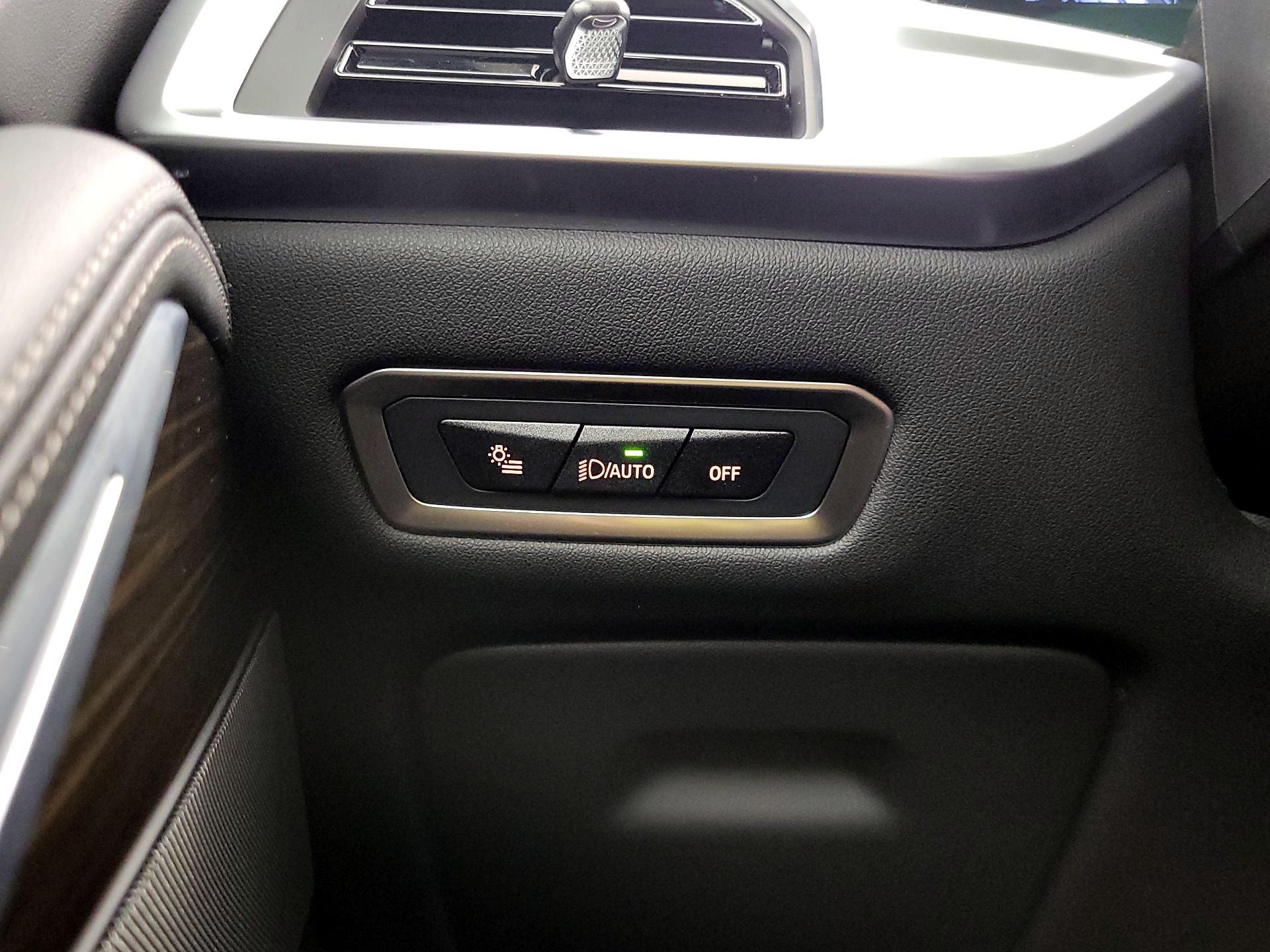 Thumbnail: 2024 BMW X7 - 13