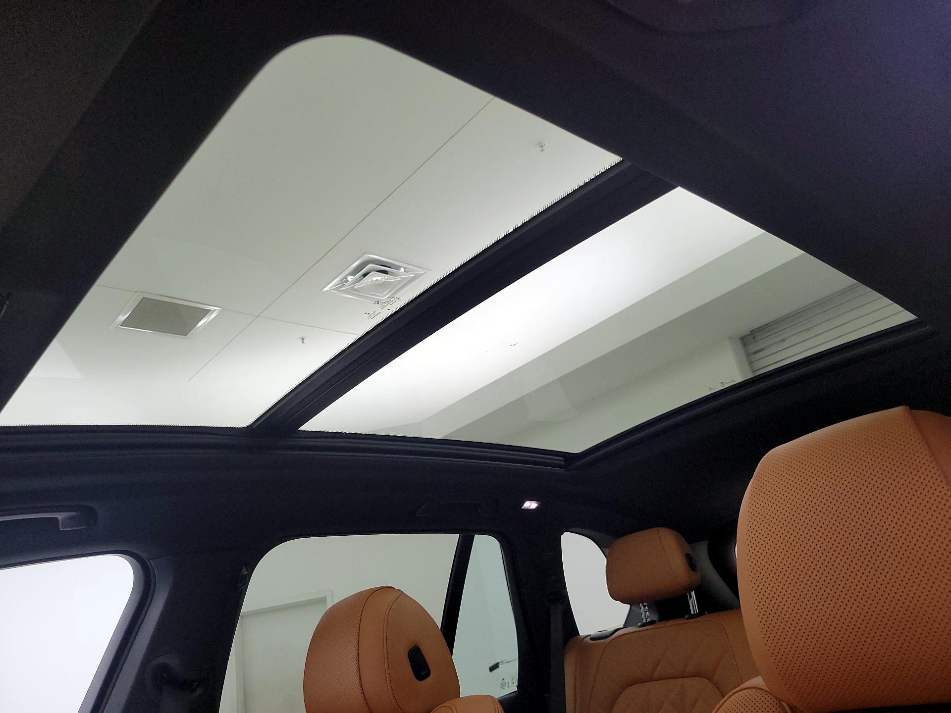 Thumbnail: 2023 BMW X5 - 18