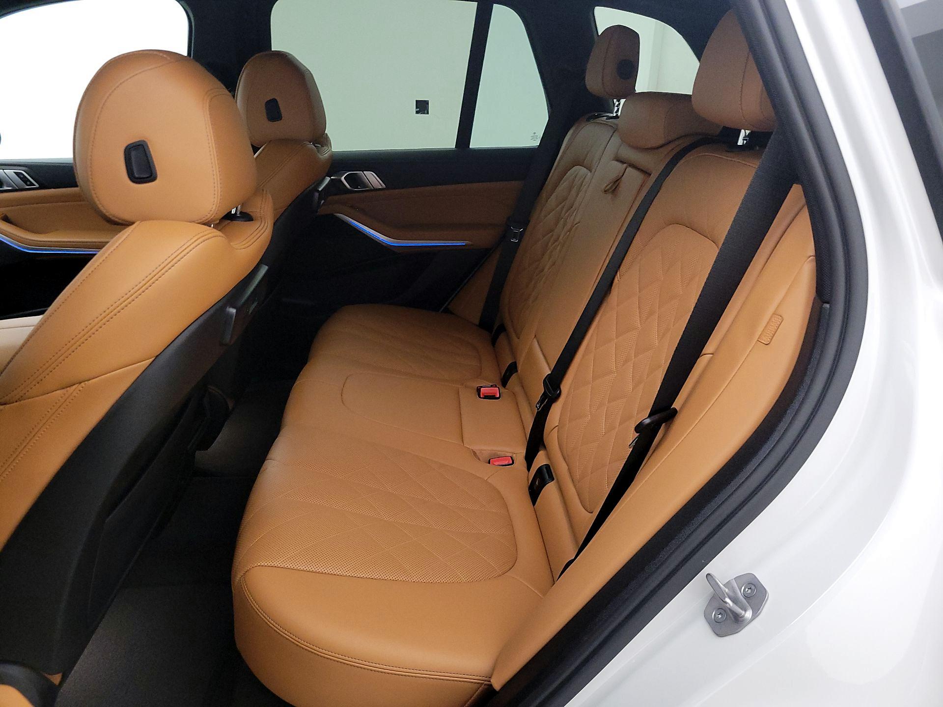 Thumbnail: 2023 BMW X5 - 19