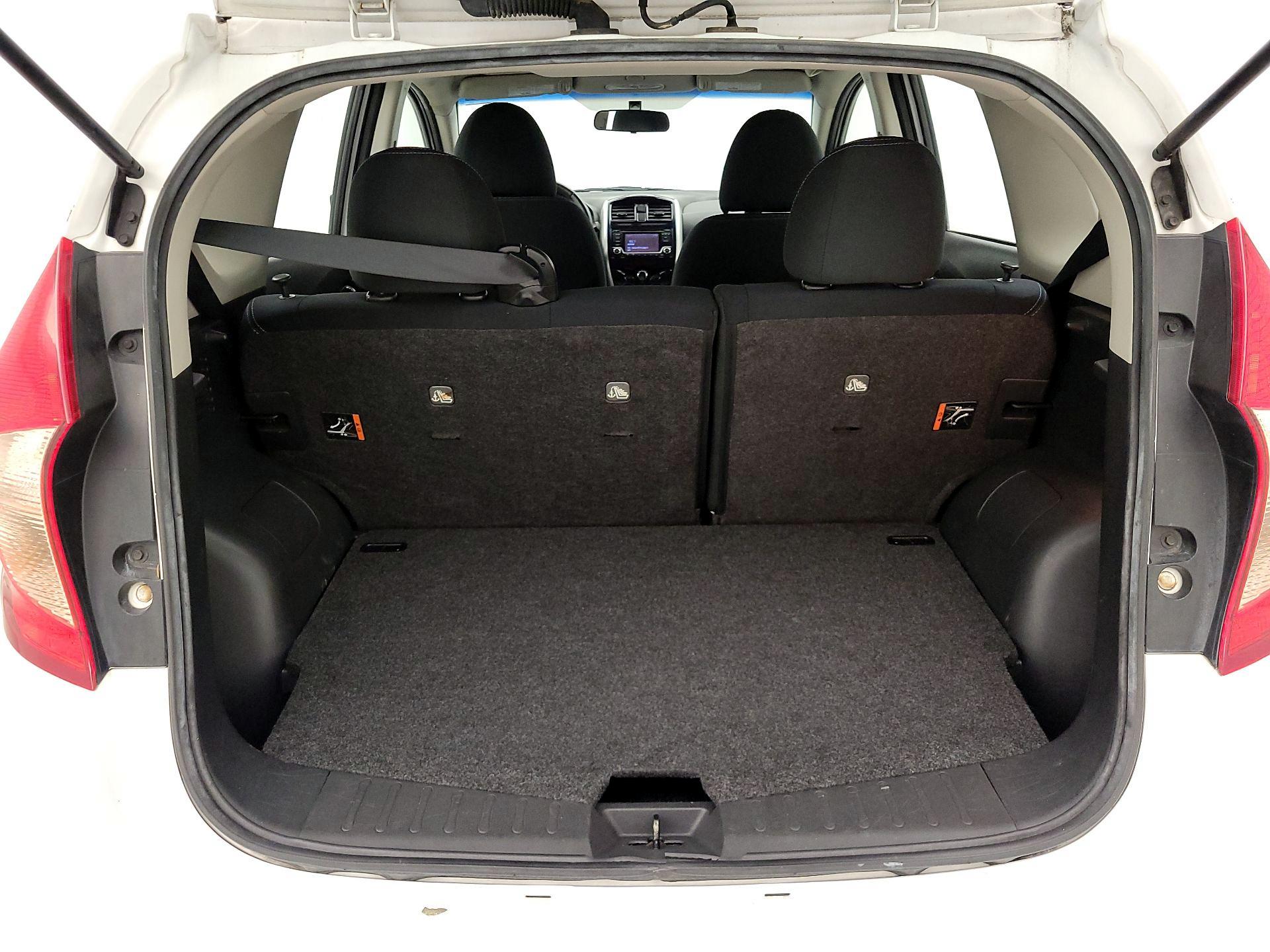 Thumbnail: 2016 Nissan Versa Note - 20