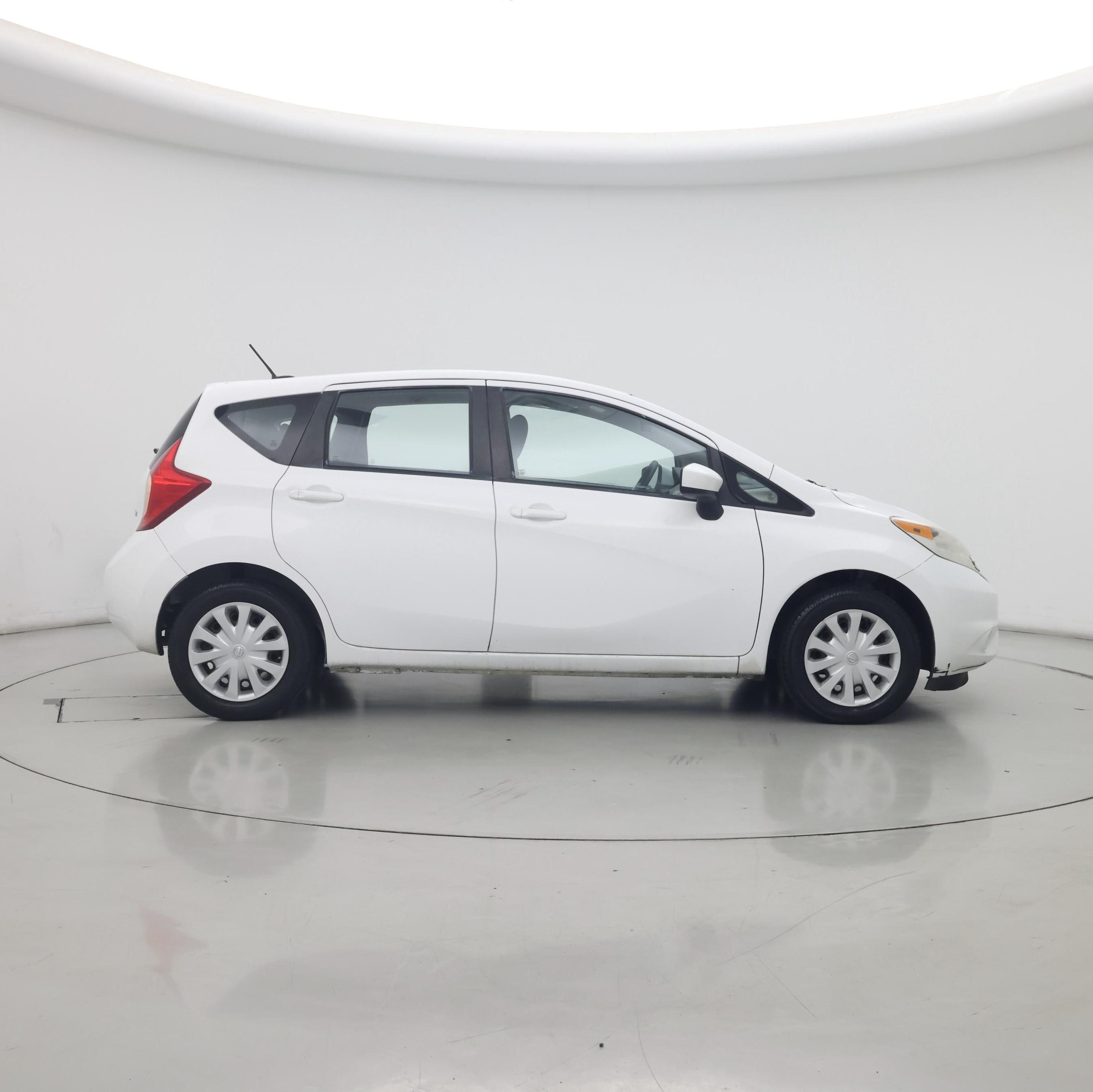 Thumbnail: 2016 Nissan Versa Note - 7