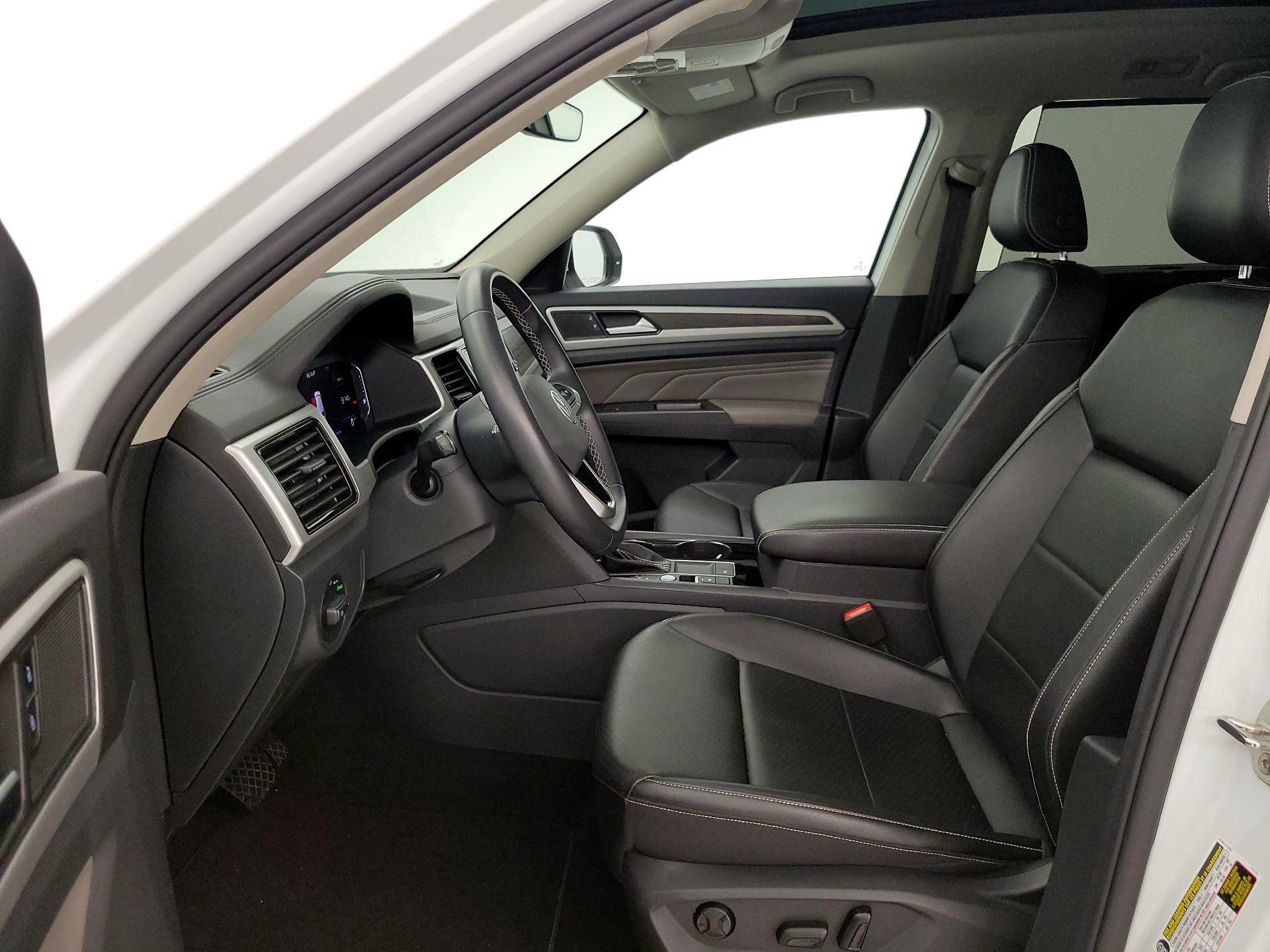 Thumbnail: 2022 Volkswagen Atlas - 11