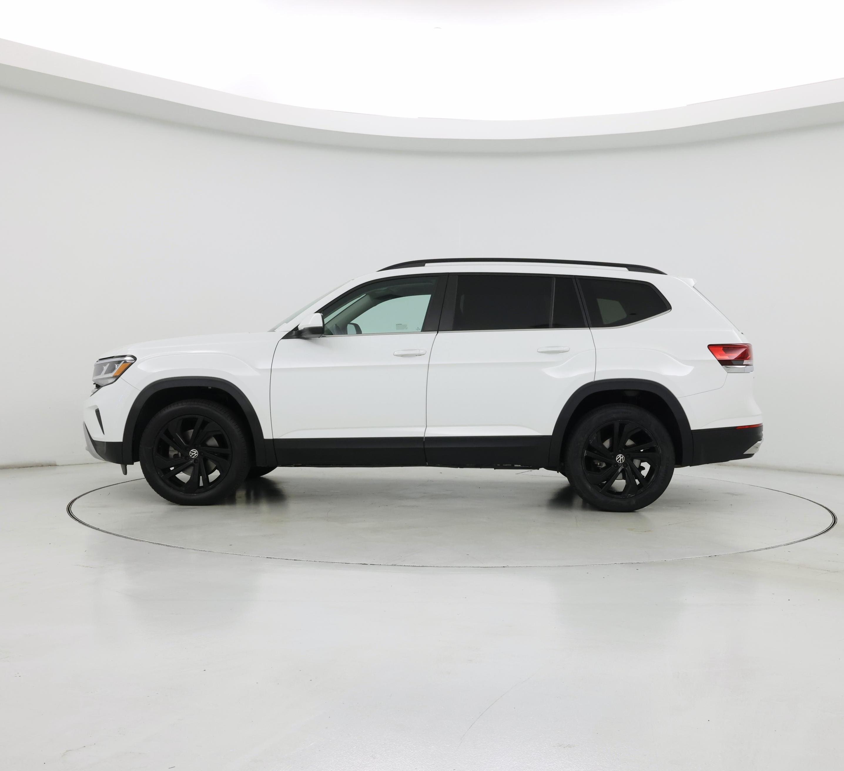 Thumbnail: 2022 Volkswagen Atlas - 3