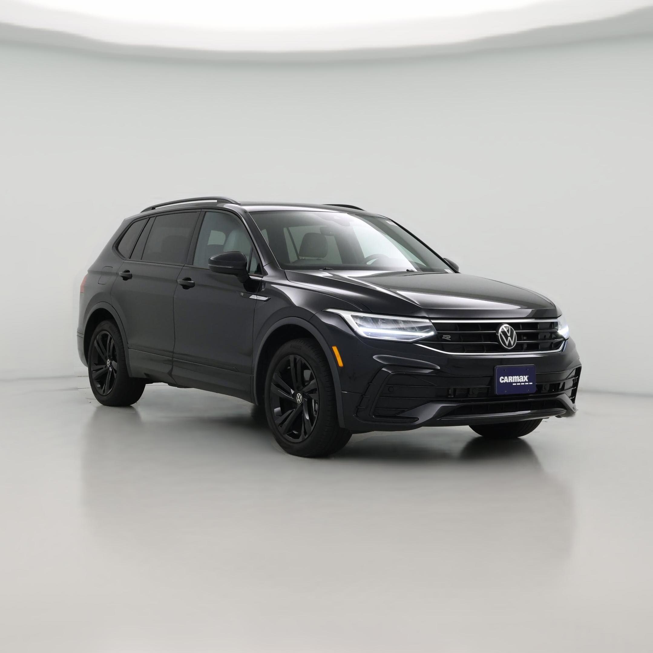 Thumbnail: 2023 Volkswagen Tiguan - 1