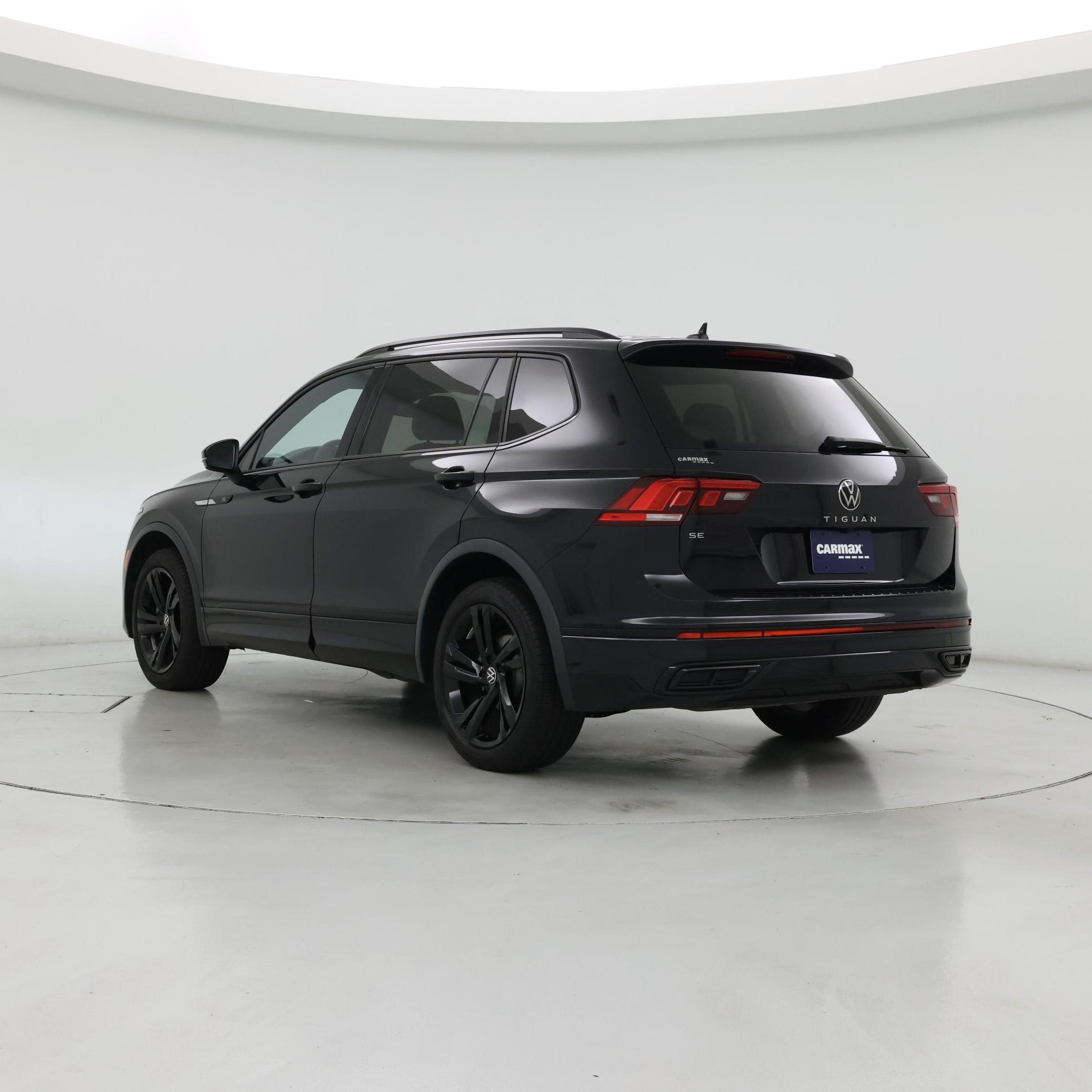 Thumbnail: 2023 Volkswagen Tiguan - 2